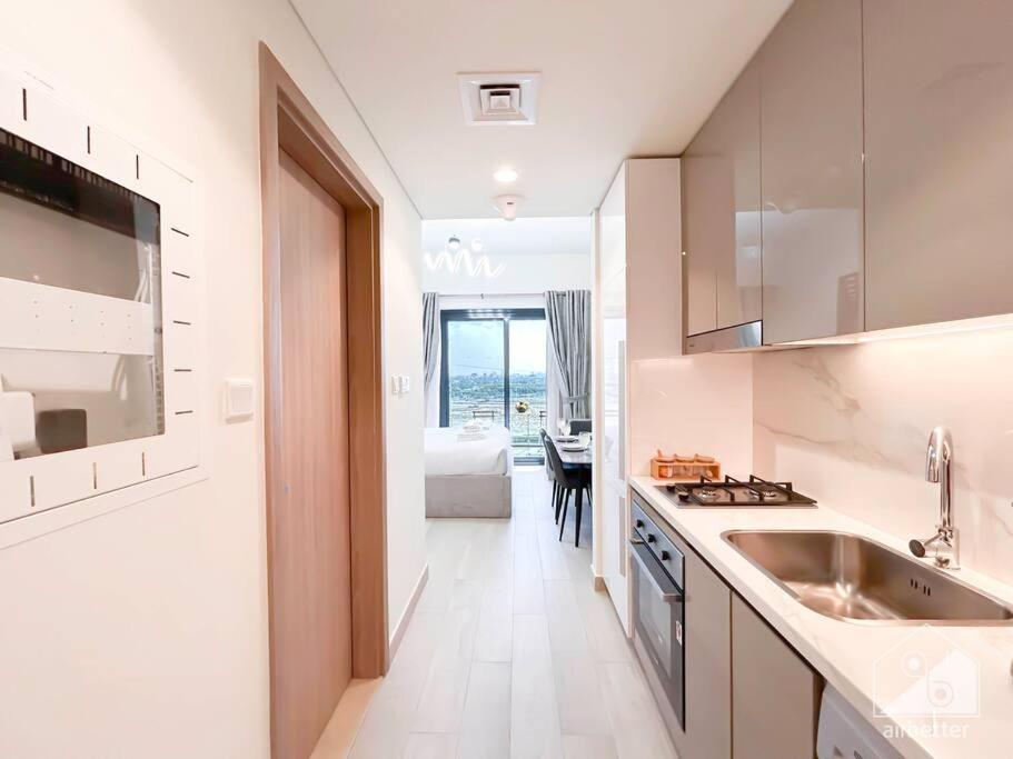 Amazing With Balcony & View Riviera Meydan Apartment Dubai