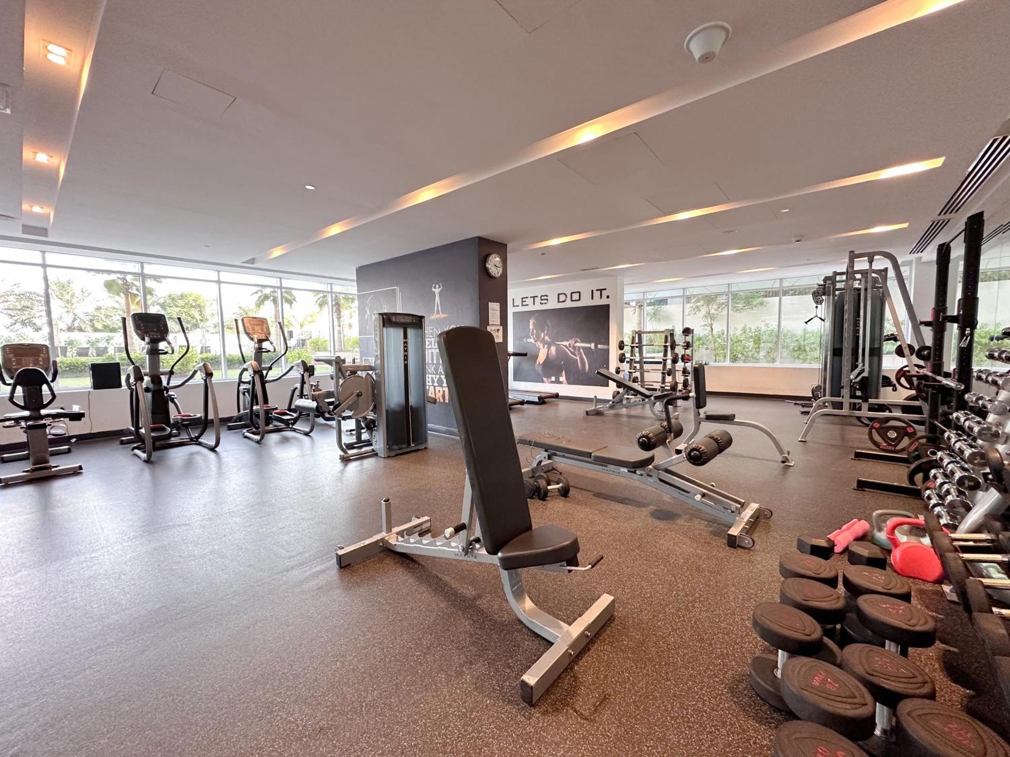 Luxurious 2br In Vezul Residence, Business Bay - 13ab01 *