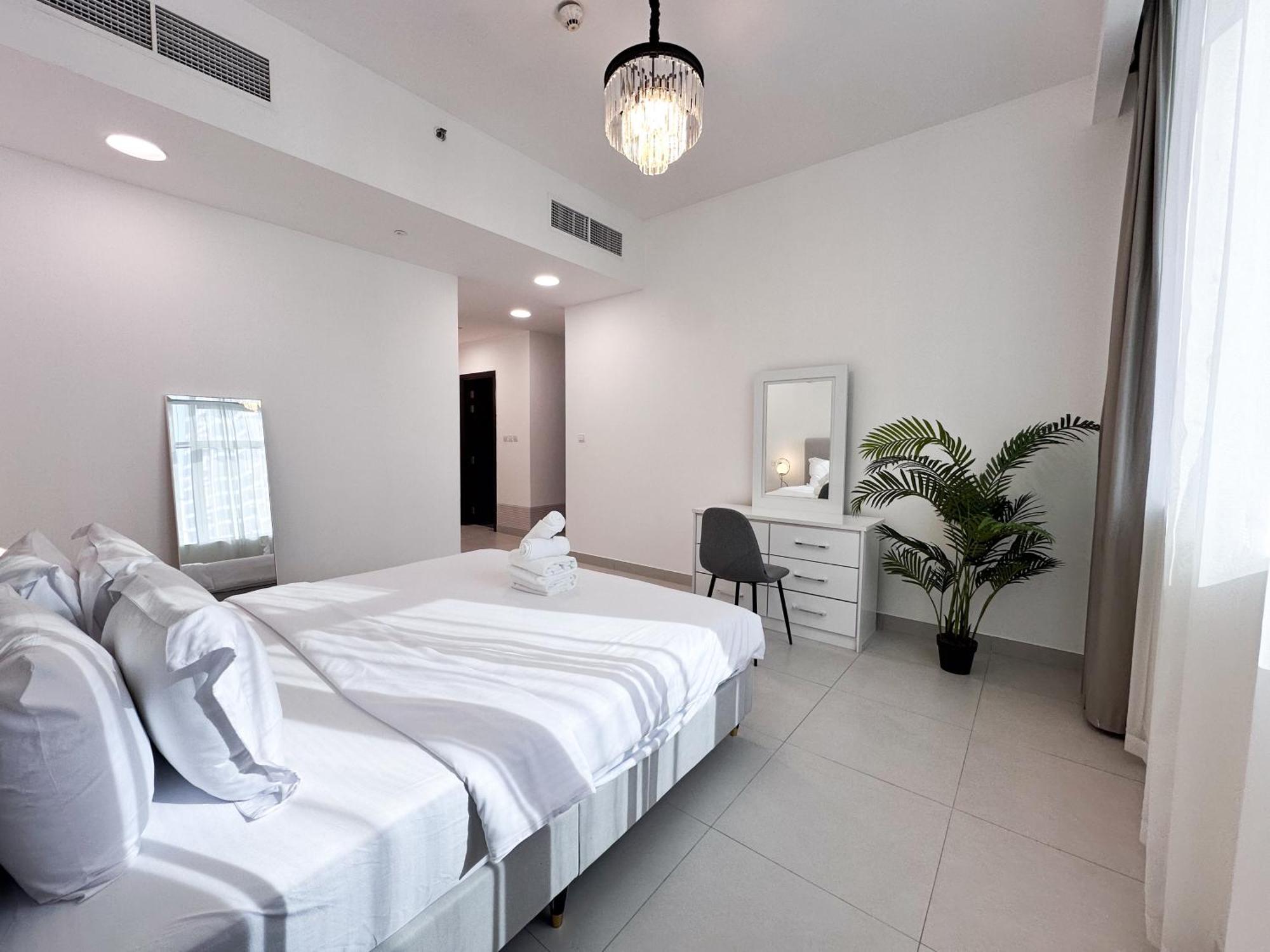 Luxurious 2br In Vezul Residence, Business Bay - 13ab01 * Dubai