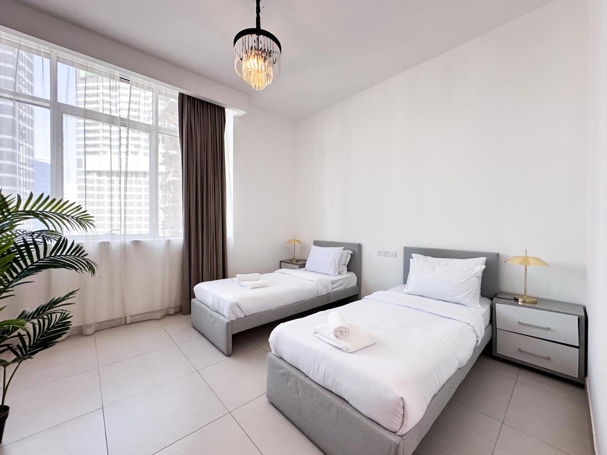 Apartment Luxurious 2br In Vezul Residence, Business Bay - 13ab01 Dubai