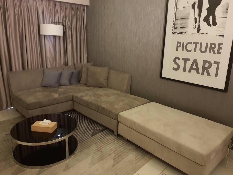 Apartment 1br Luxurious Paramount