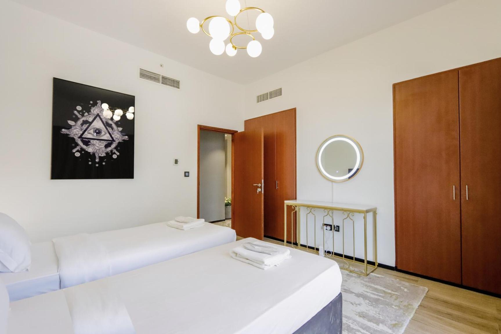 Upgraded 3b With Maids In Jbr The Walk Sadaf 4 Apartment *