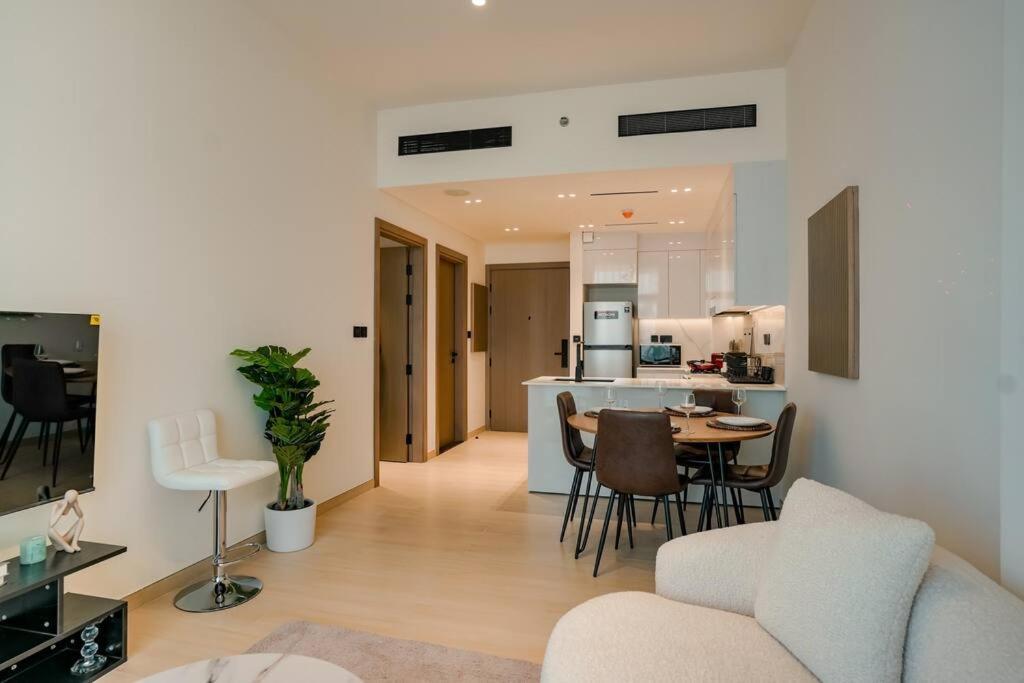 1-Bed In Binghatti Emerald With Pool Dubai