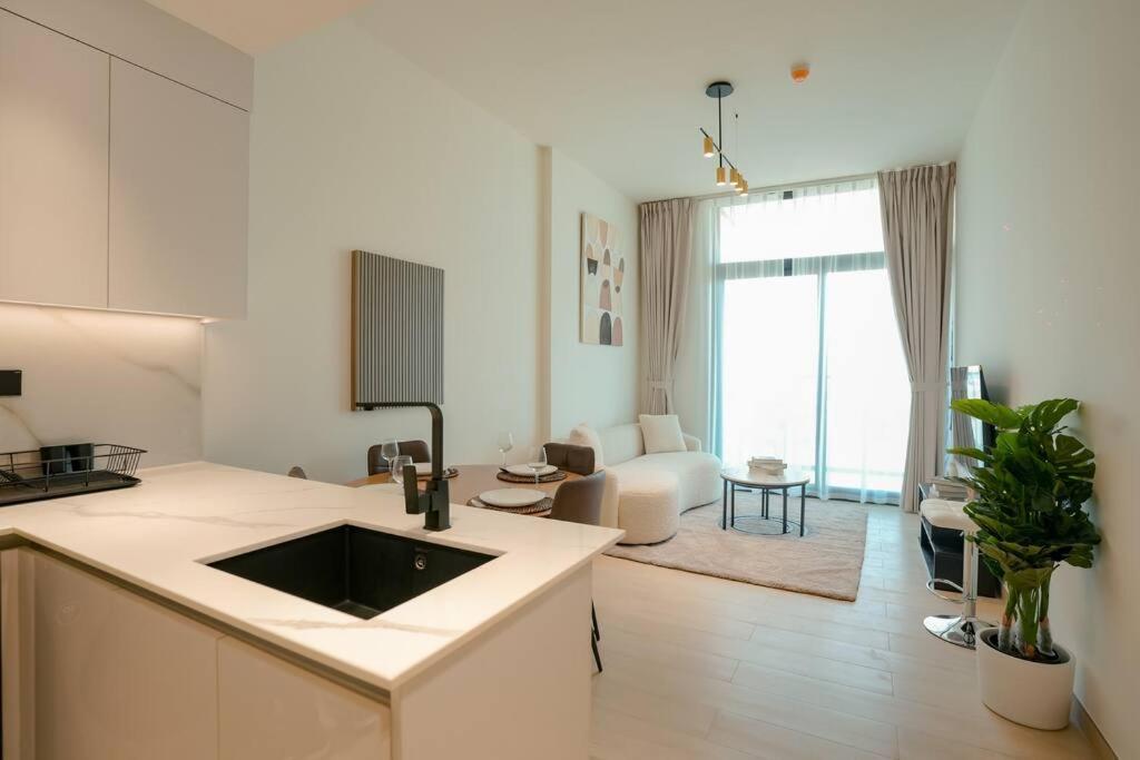 1-Bed In Binghatti Emerald With Pool *