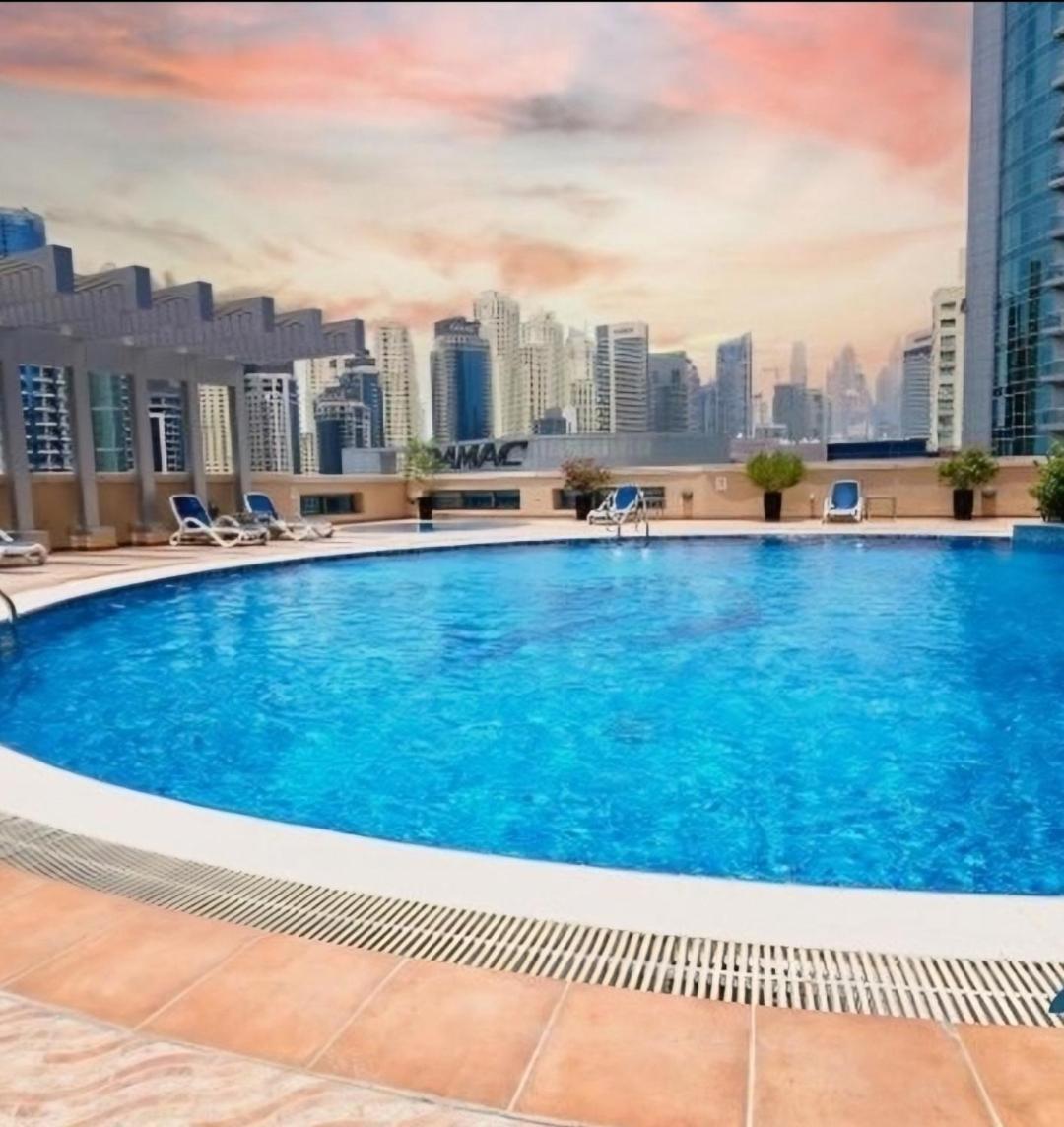 Luxury 1 Bedroom Full Marina View, Sleeps 5, 1 Min To Metro Dubai