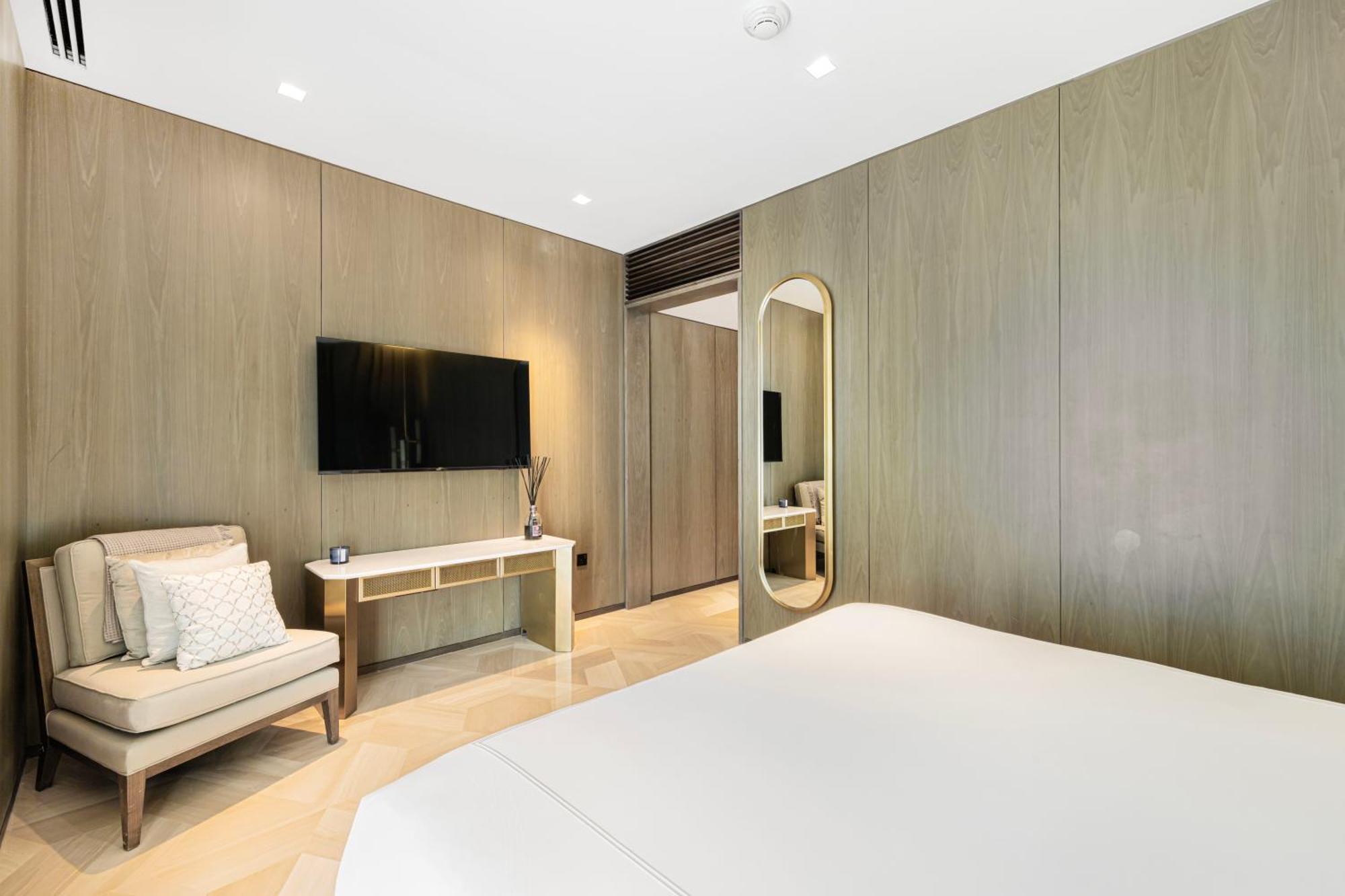 Daniels Spacious 2br At Five Palm With Biggest Layout Dubai