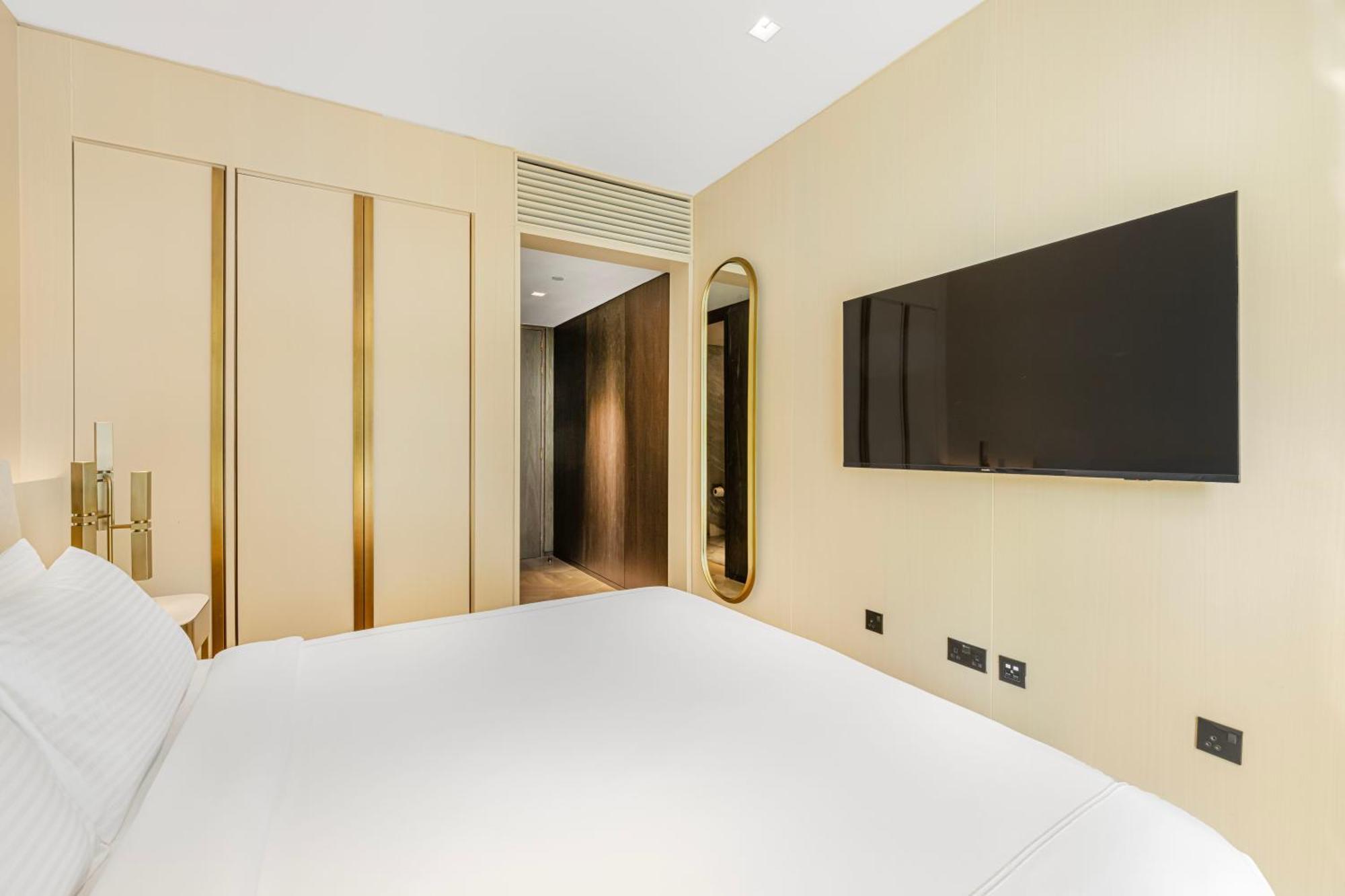 Daniels Spacious 2br At Five Palm With Biggest Layout * Dubai