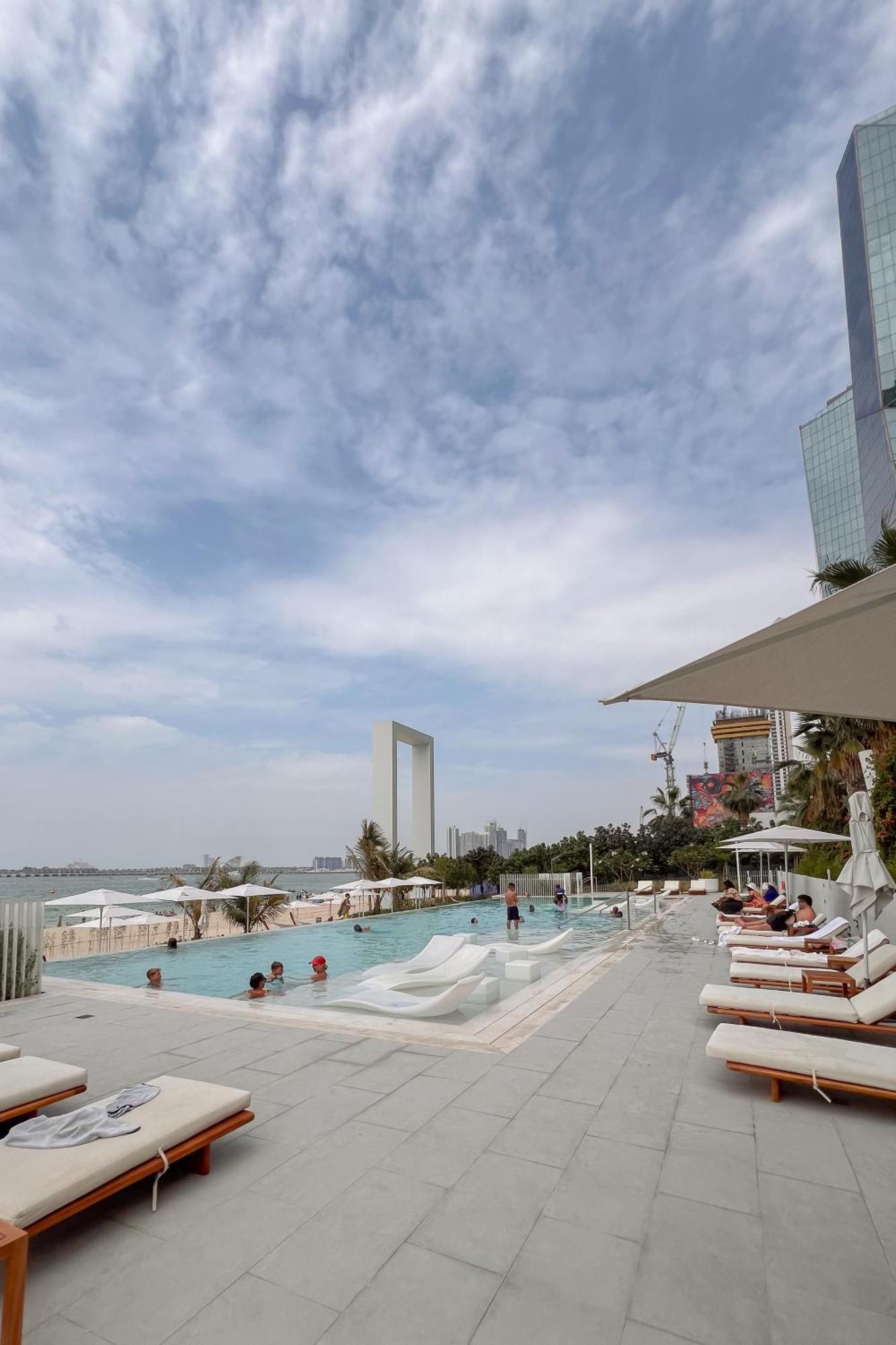 Apartment Clever Guest La Vie Dubai