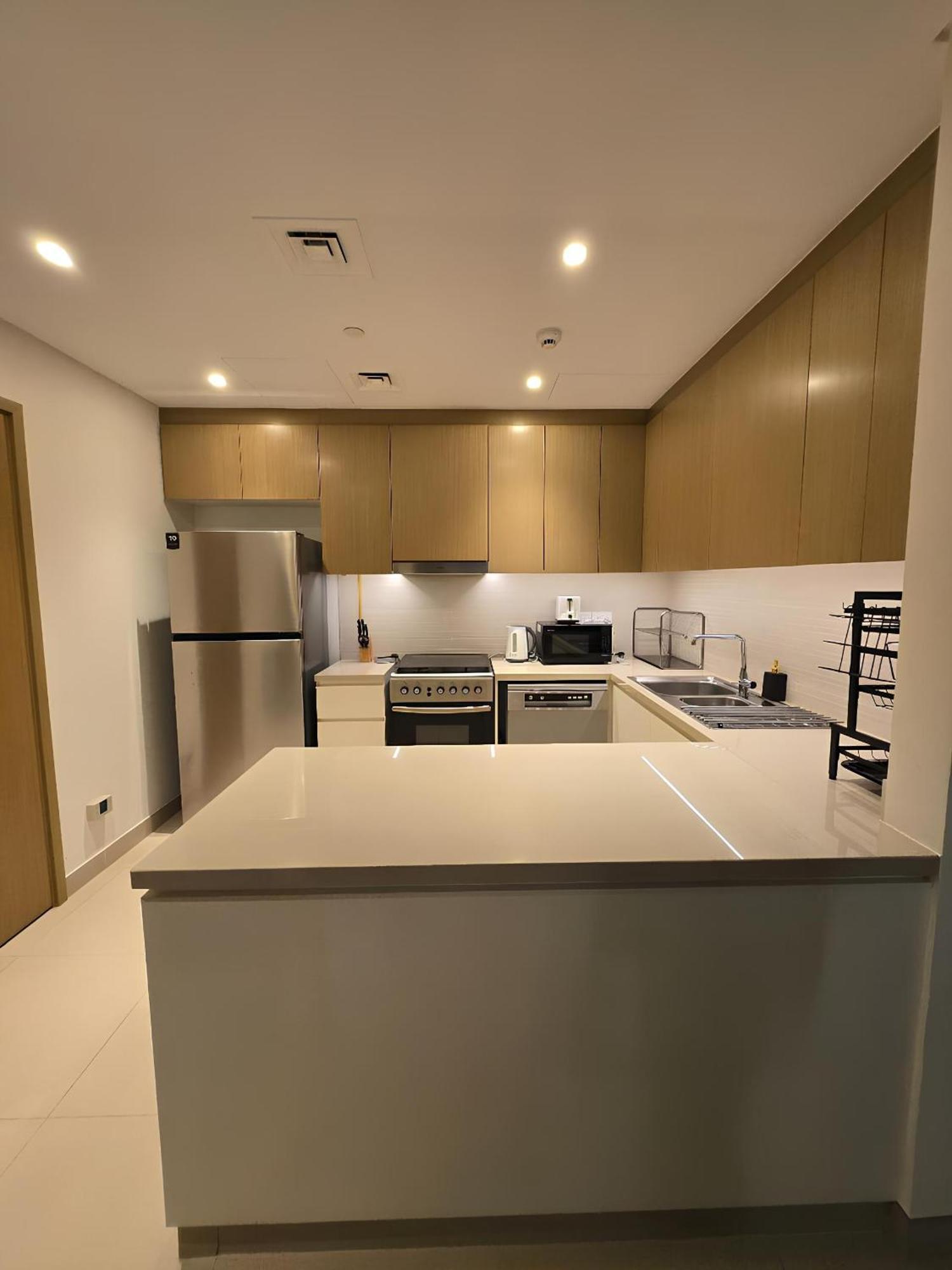 Apartment 5242 Tower 2 Marina - Infinity Homes Dubai