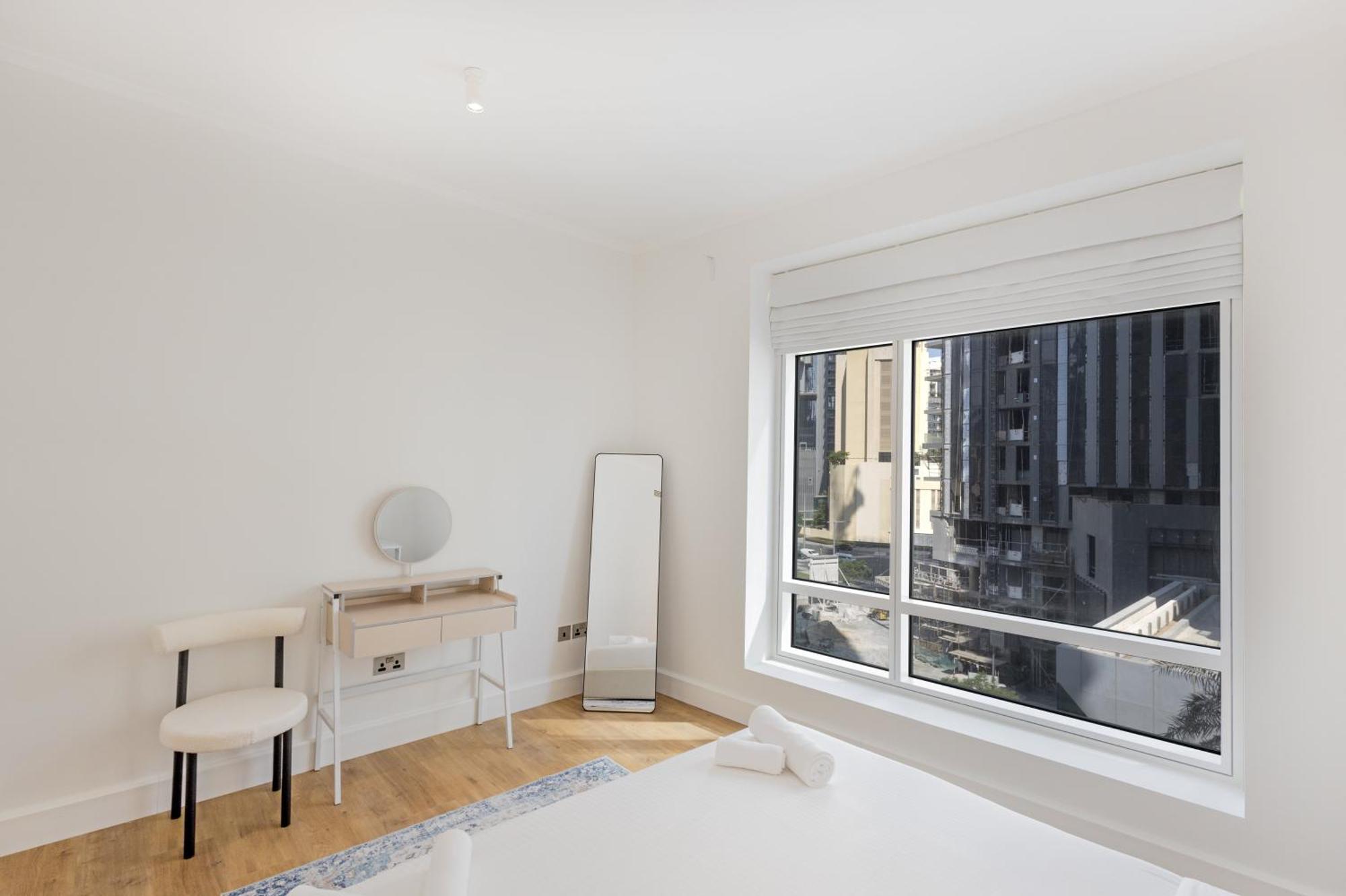 Apartment Stylish & Upgraded 2br Near Mall - Allsopp & Allsopp Dubai