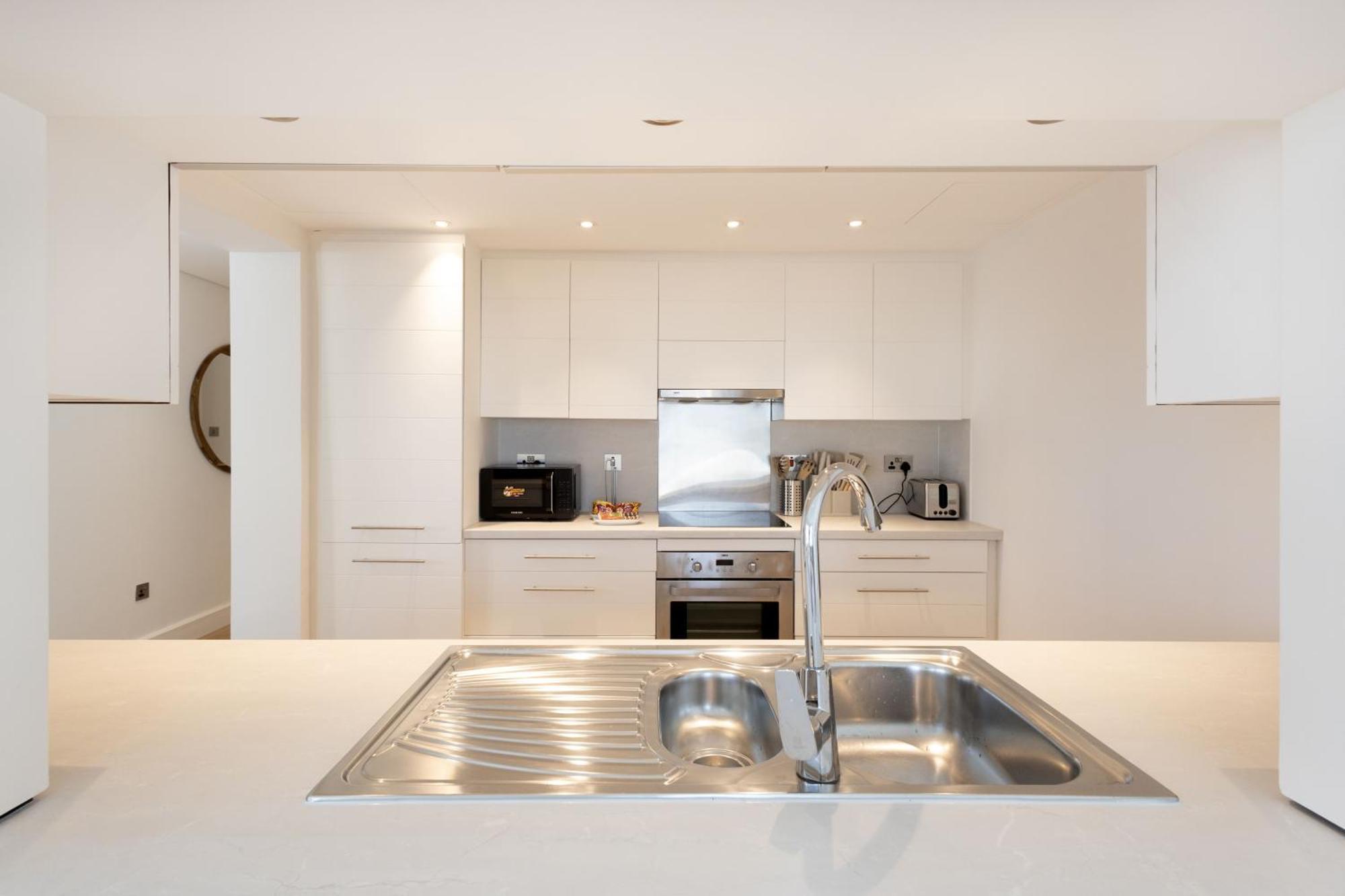 Stylish & Upgraded 2br Near Mall - Allsopp & Allsopp Dubai