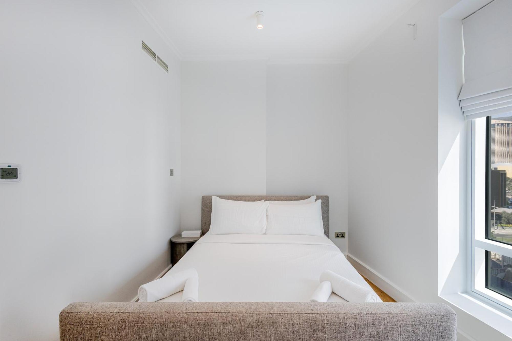 Apartment Stylish & Upgraded 2br Near Mall - Allsopp & Allsopp *