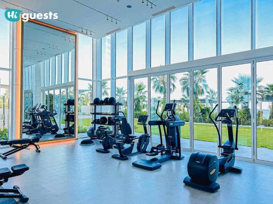 Higuests - Beachside Oasis Stylish 2br In La Vie Dubai