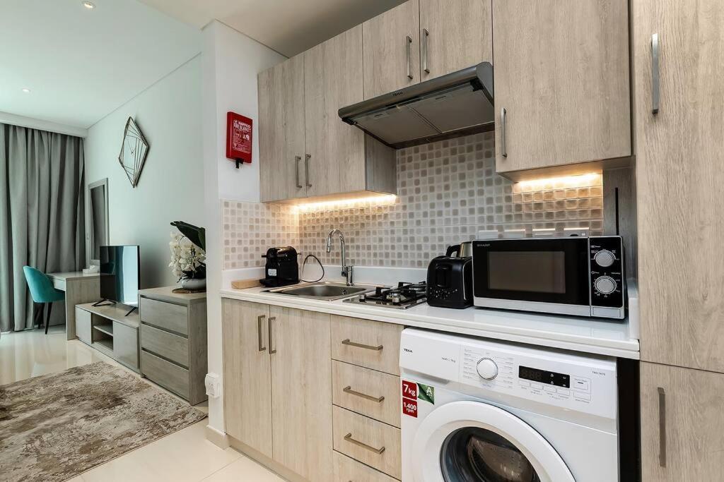 Private Palm Jumeirah High Floor * Dubai