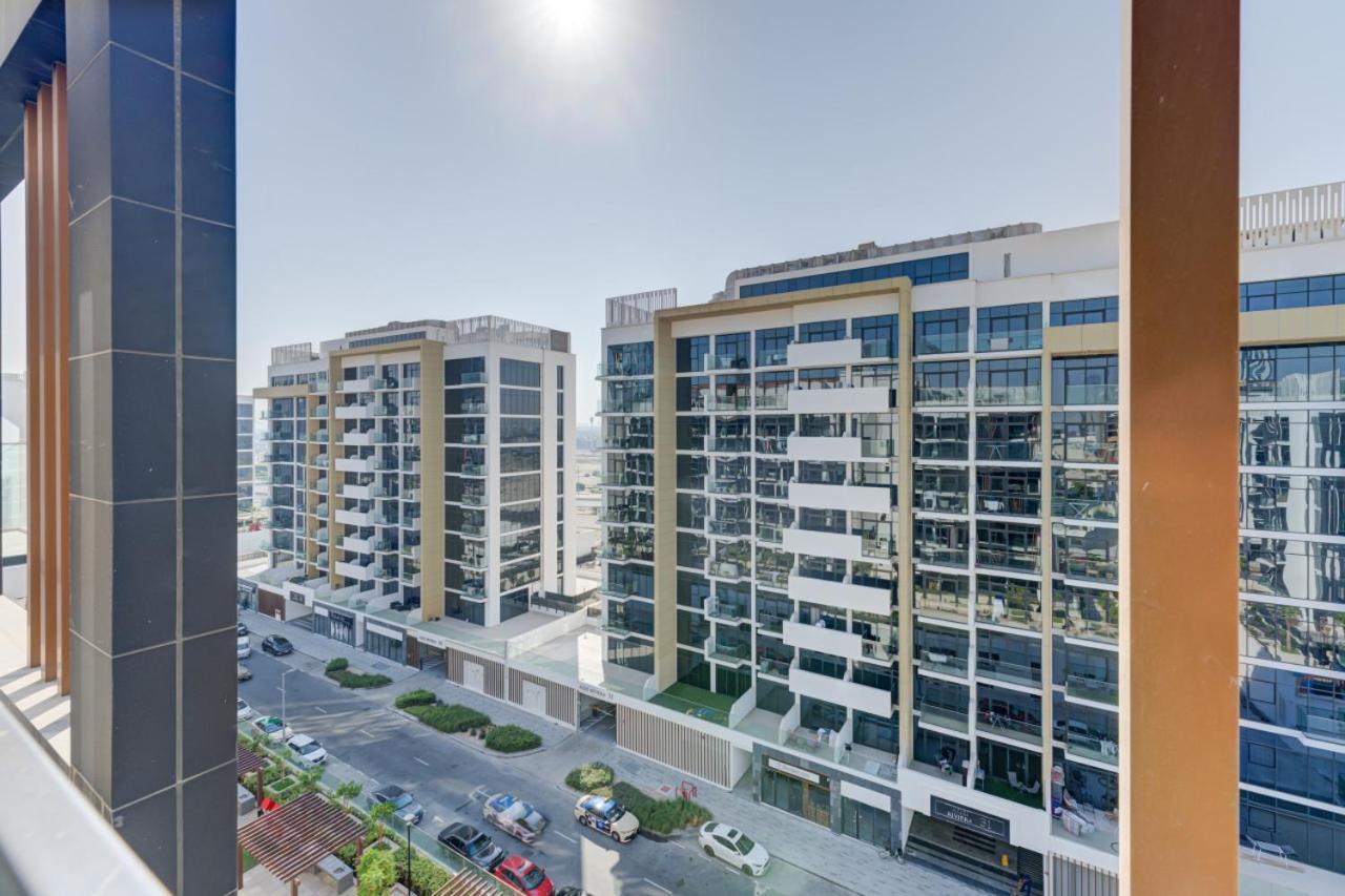 Apartment Chic 1 Bed Oasis In Azizi Riviera *