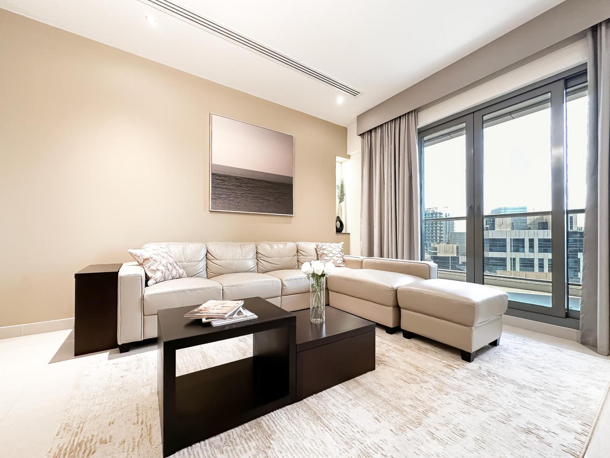 Trophy Sunset Serenity In Downtown With Panromic Skyline Views Apartment *