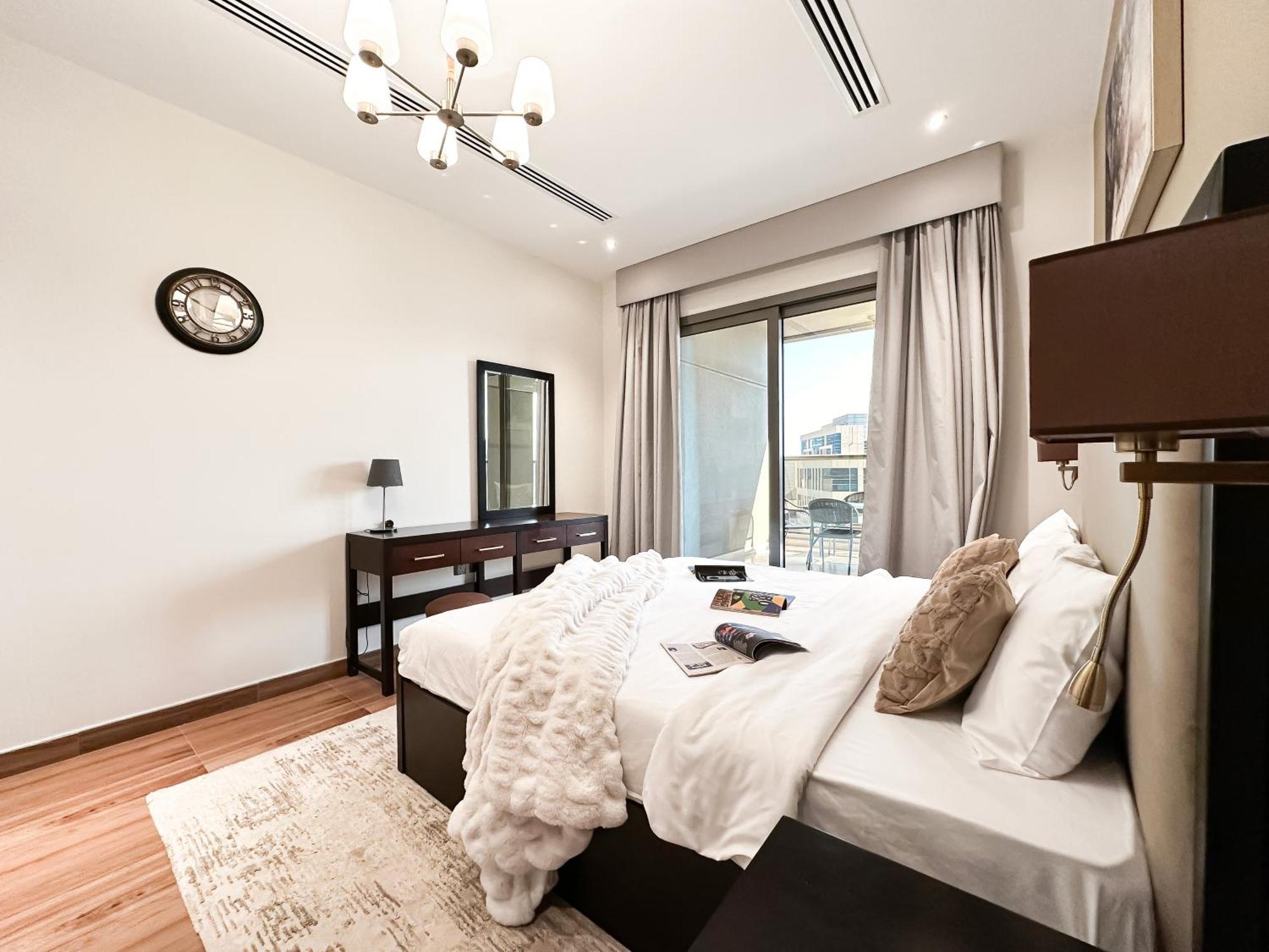 Trophy Sunset Serenity In Downtown With Panromic Skyline Views Apartment Dubai
