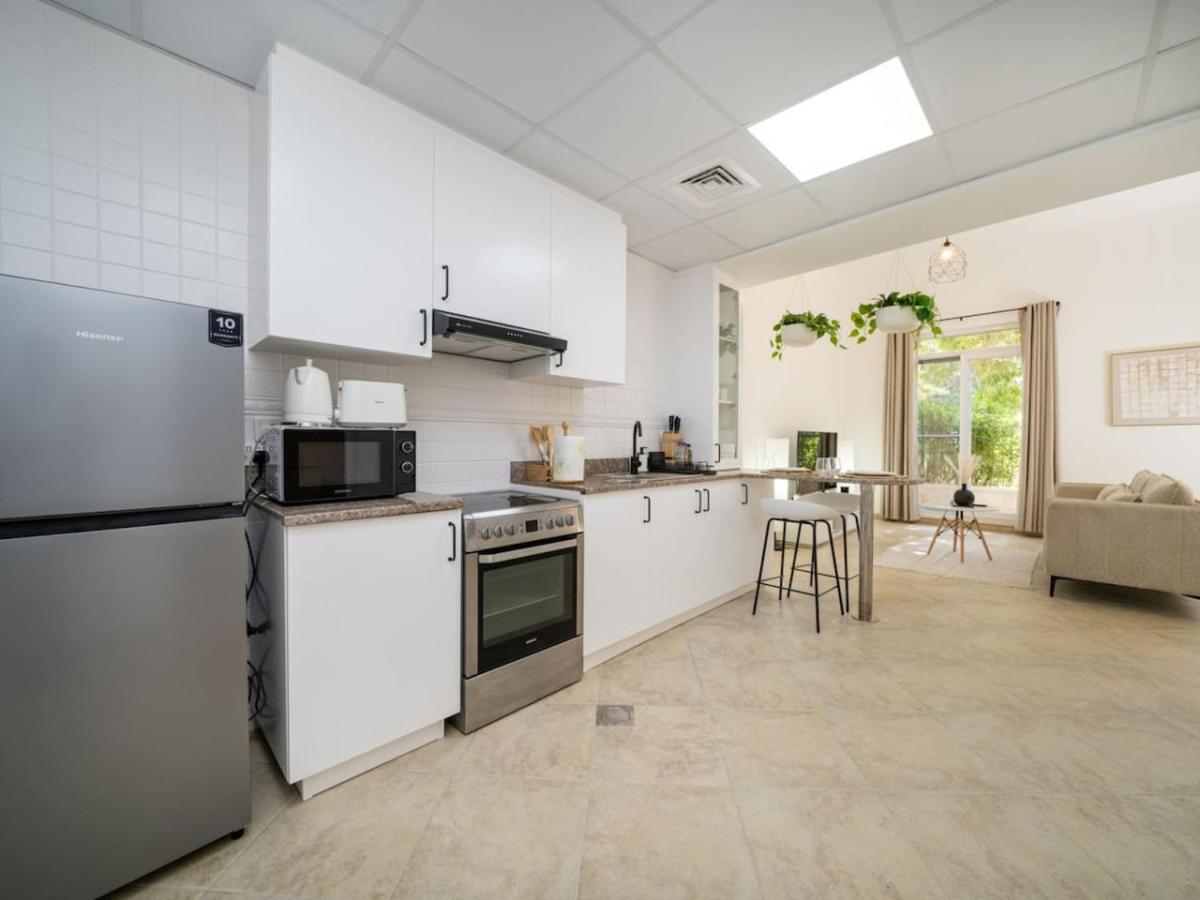 Charming Escape In Motor Apartment Dubai