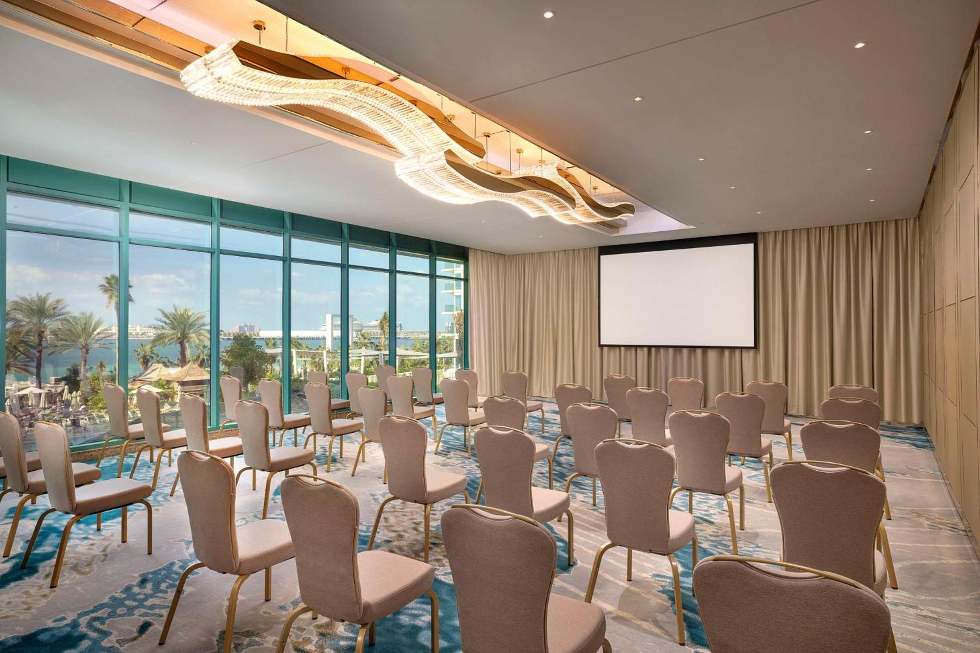 Hilton Jumeirah Resort Dubai