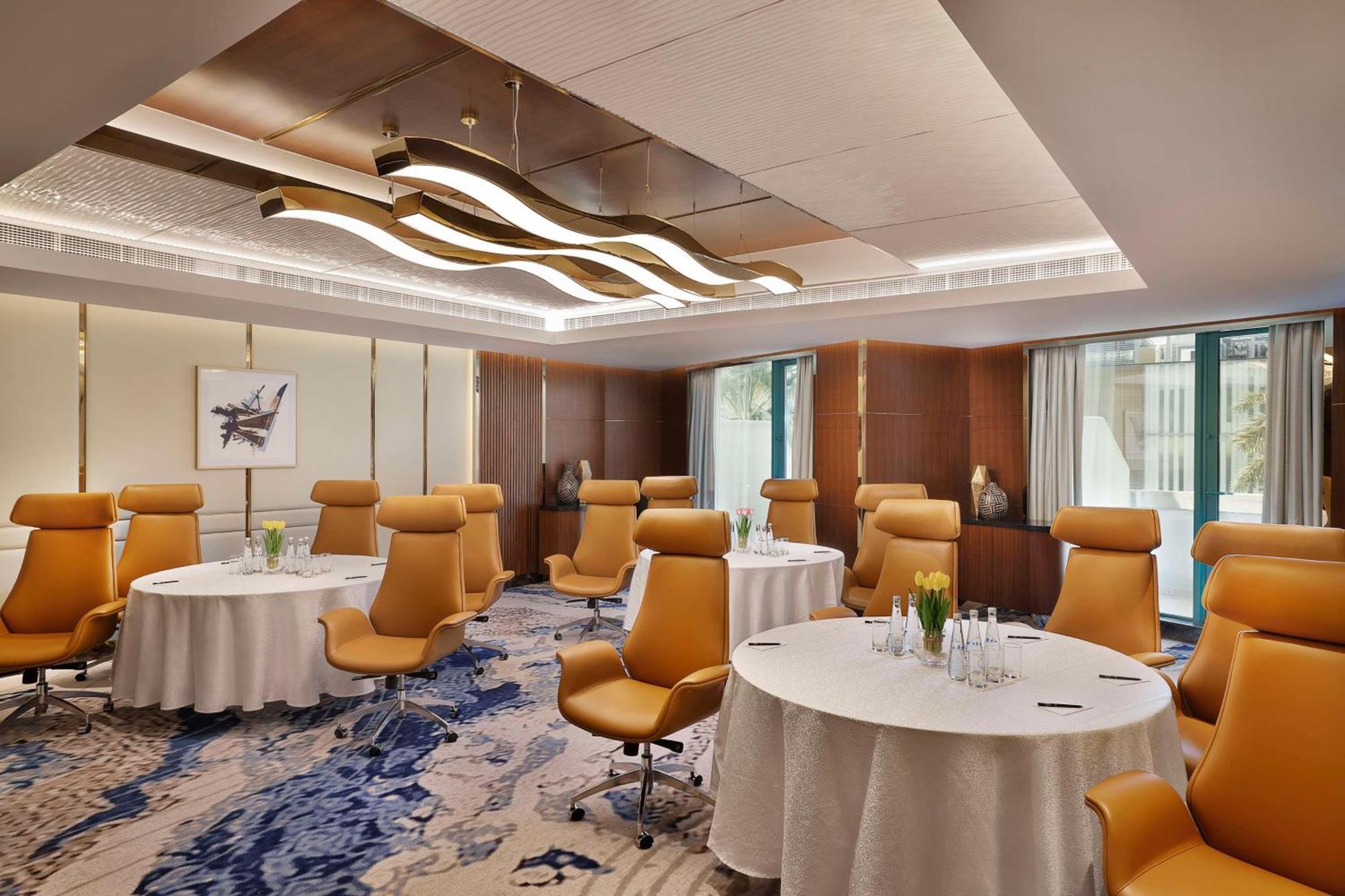 Resort Hilton Jumeirah 5*