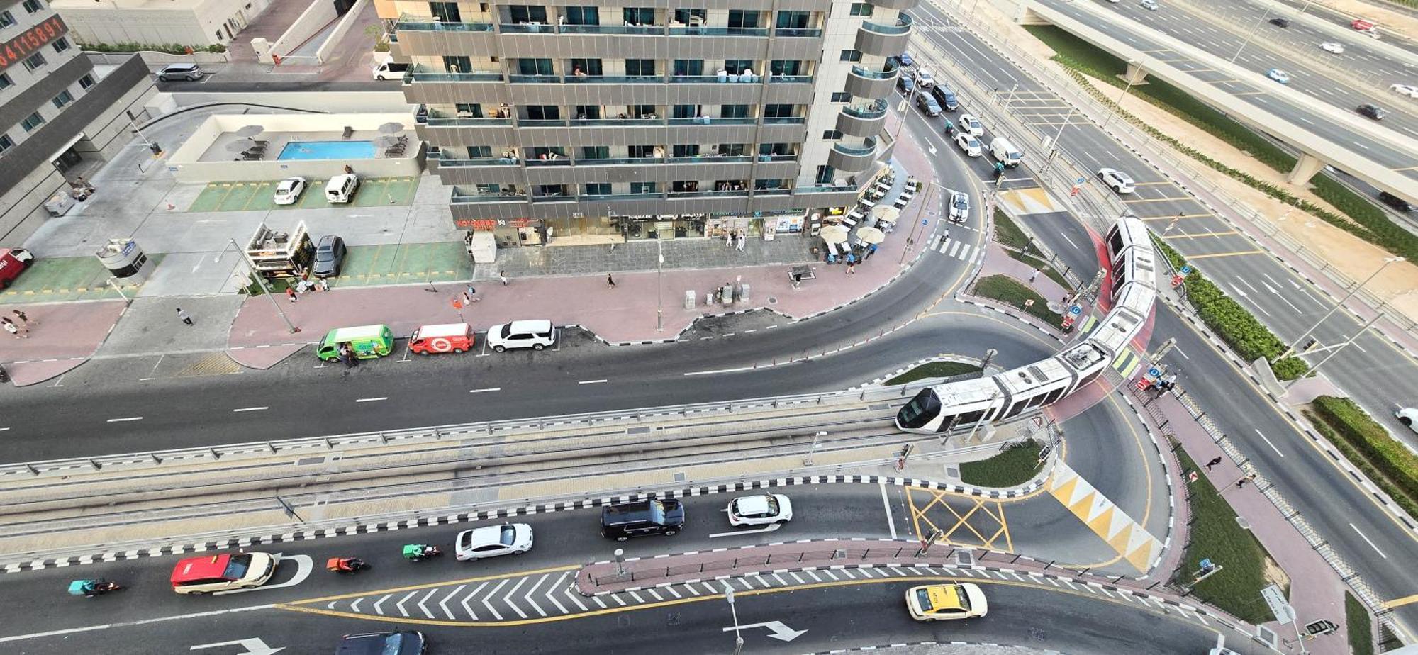 Apartment Renovated Cozy One Bed D2-1007 Dubai