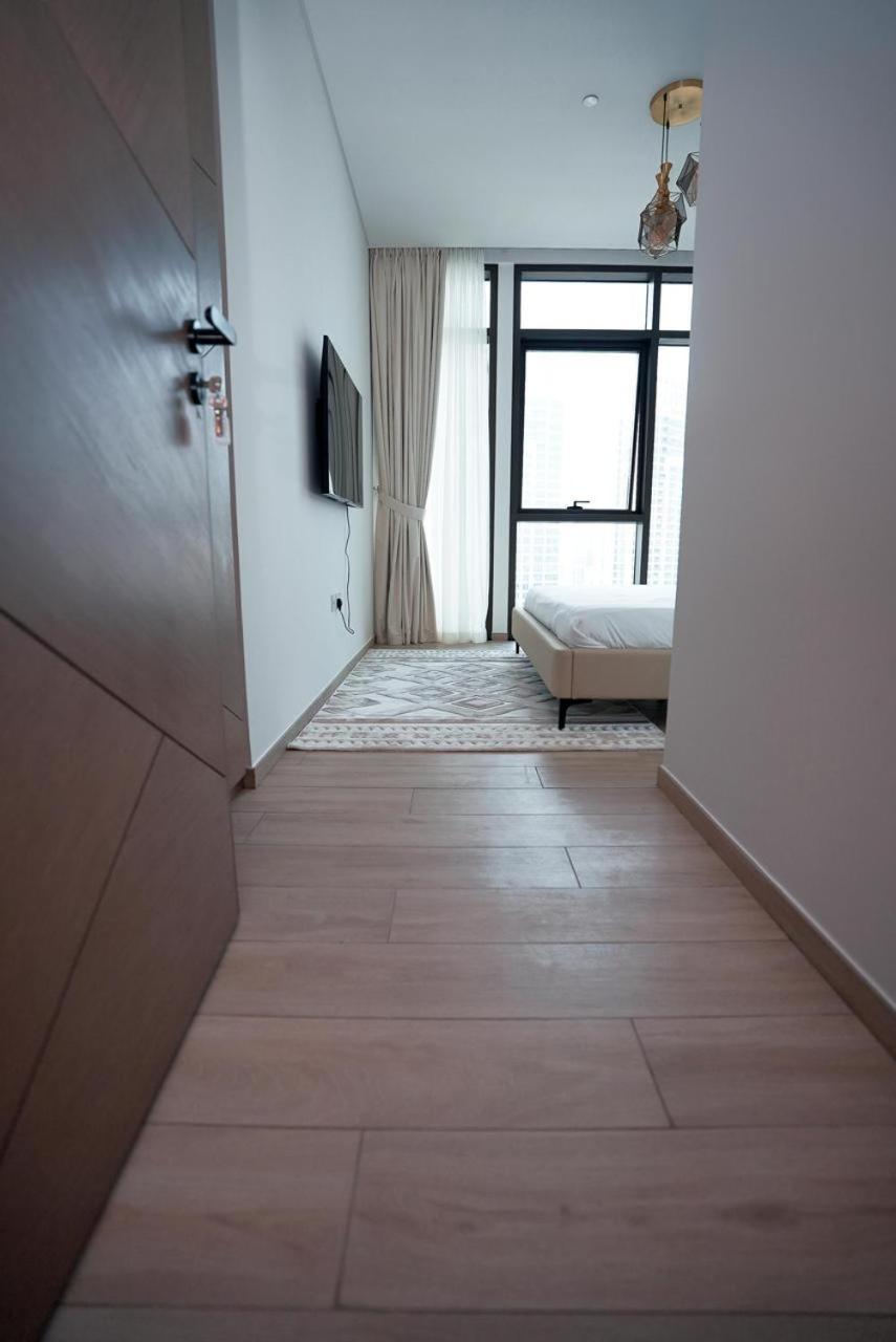High Floor 1 Bhk With Great View Apartment *