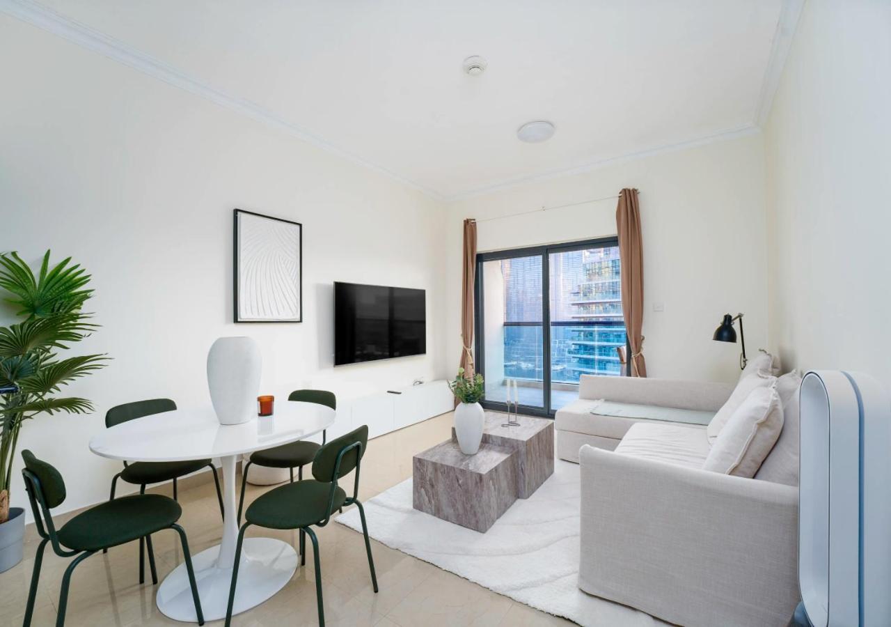 Apartment Perfect - 1bedroom With Full Marina View *