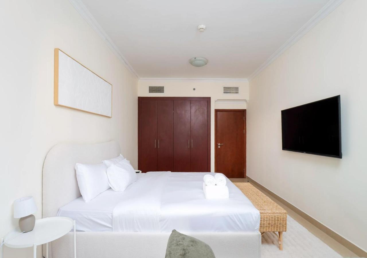 Perfect - 1bedroom With Full Marina View Apartment *