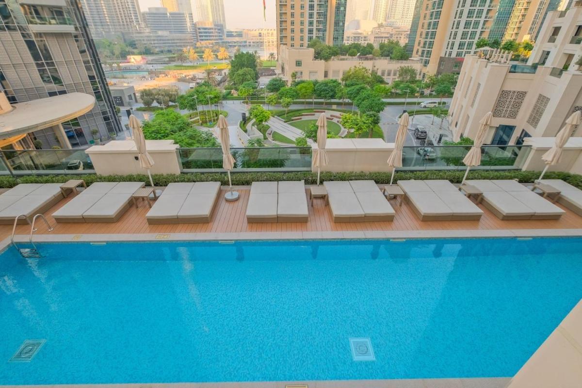Luxurious 2-bedroom Escape With Burj Khalifa Views At Act One In Downtown Apartment
