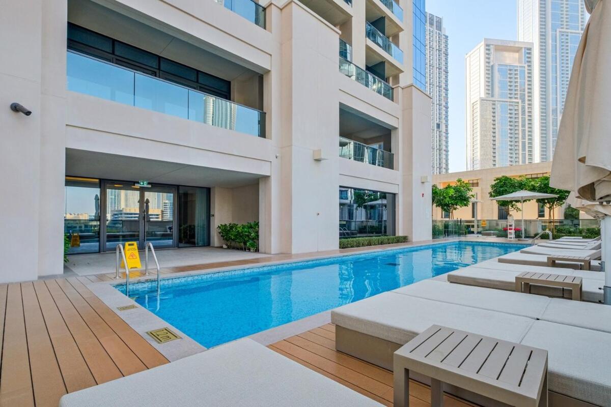 Luxurious 2-bedroom Escape With Burj Khalifa Views At Act One In Downtown Dubai