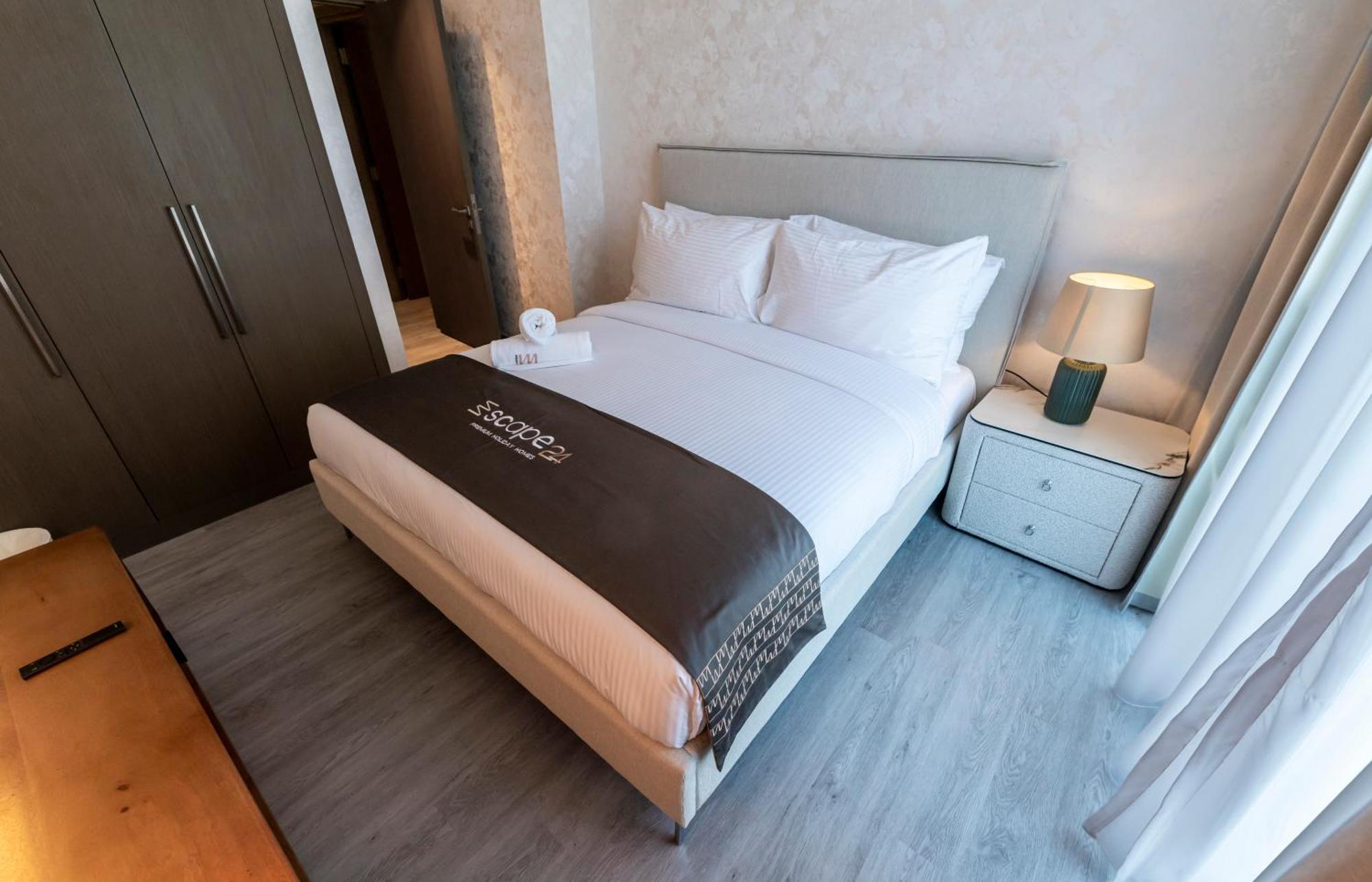 Apartment Escape 24 Luxury 2br Creek Harbour Creek Gate Dubai