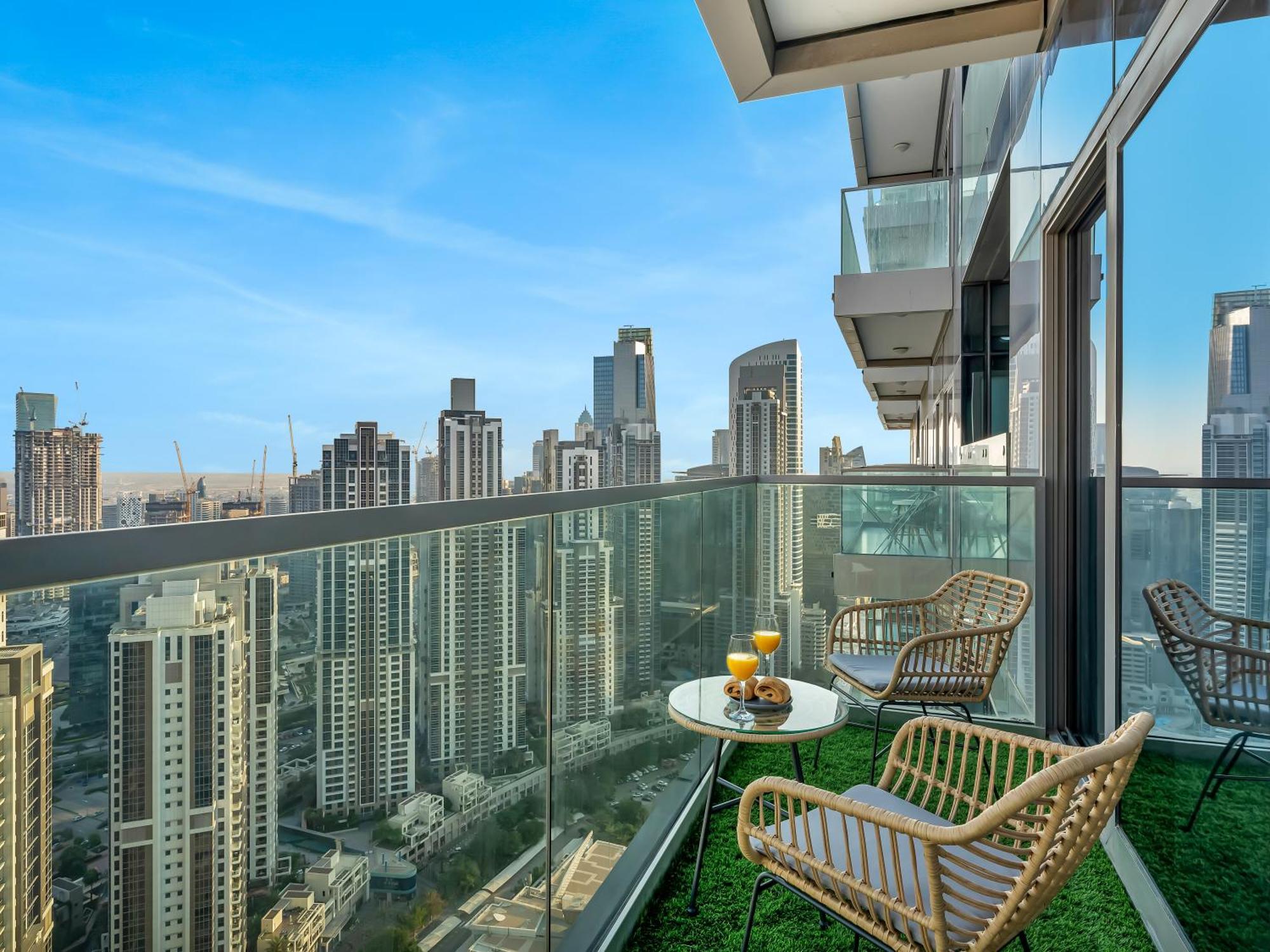 Wonderfulstay At Paramount - Highest Infinity Pool - Burj Khalifa View - Brand New Luxury *