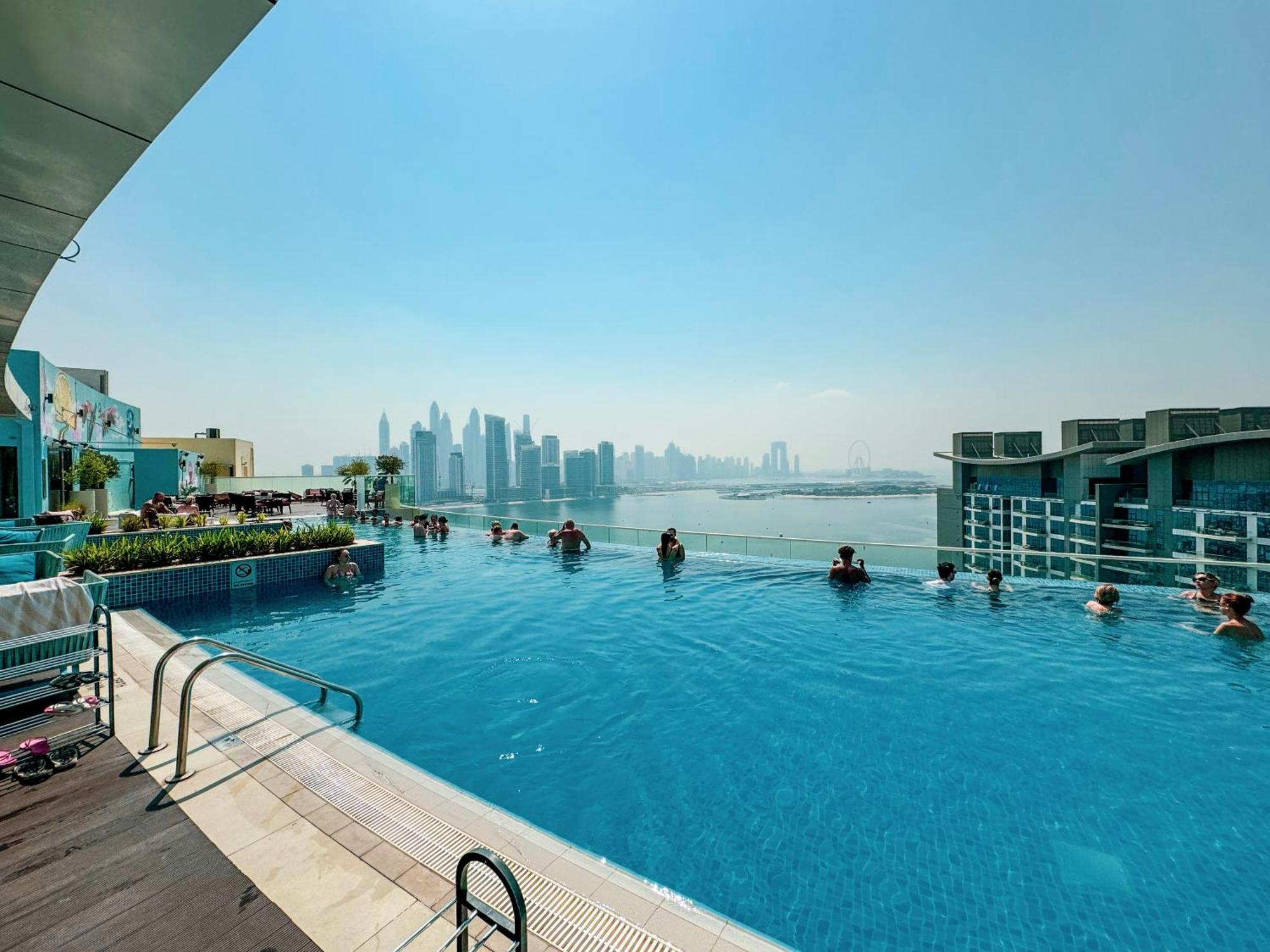 Apartment Palm Jumeirah - Free Infinity Pool & Private Beach *