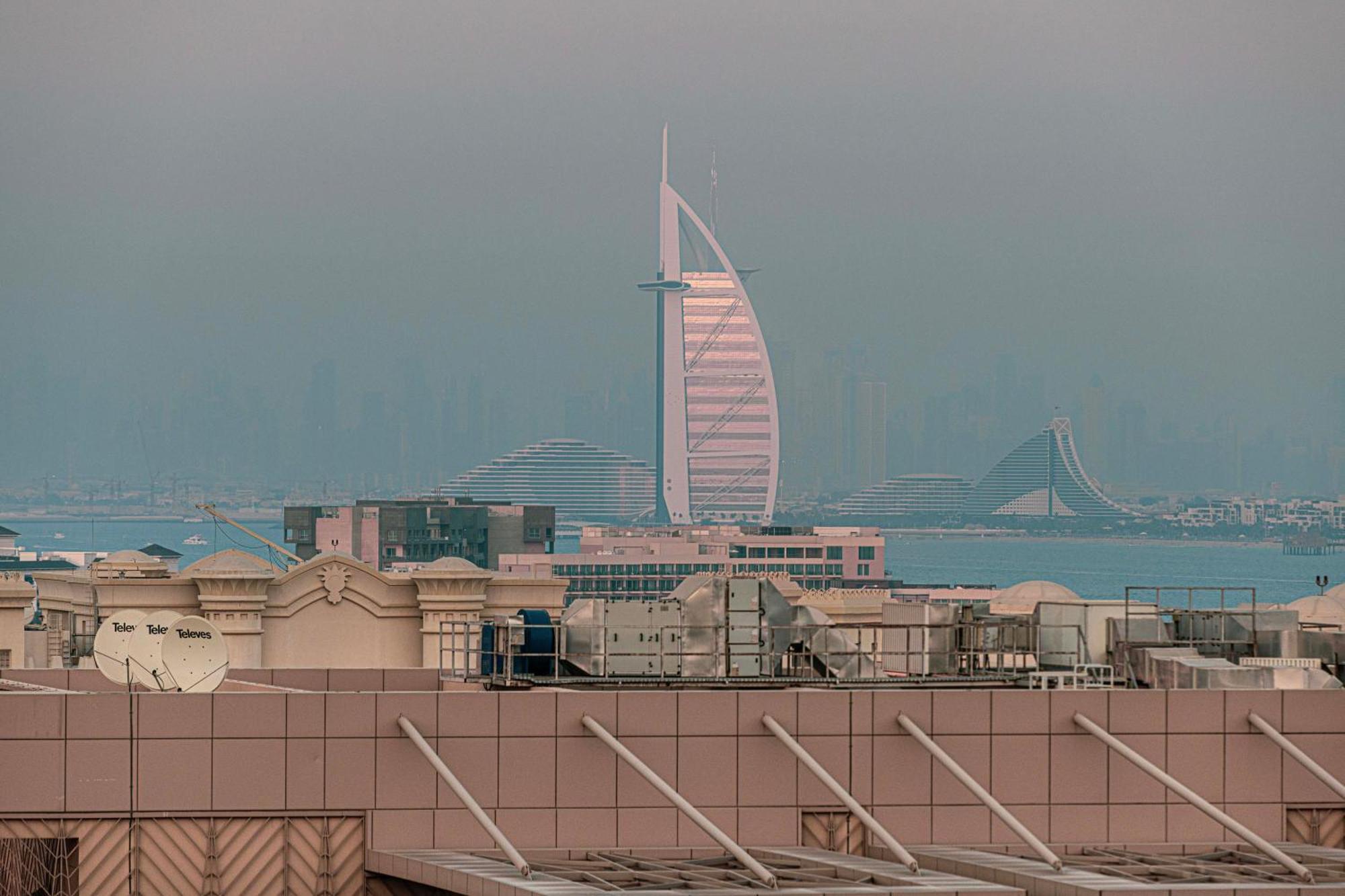 Palm Jumeirah - Free Infinity Pool & Private Beach