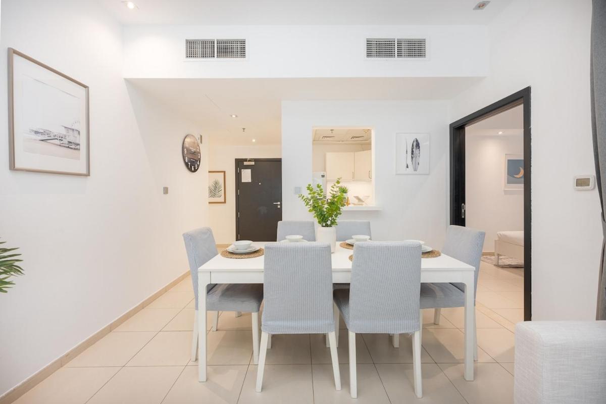 Spacious 3-bedroom With Modern Amenities In Jbr Dubai