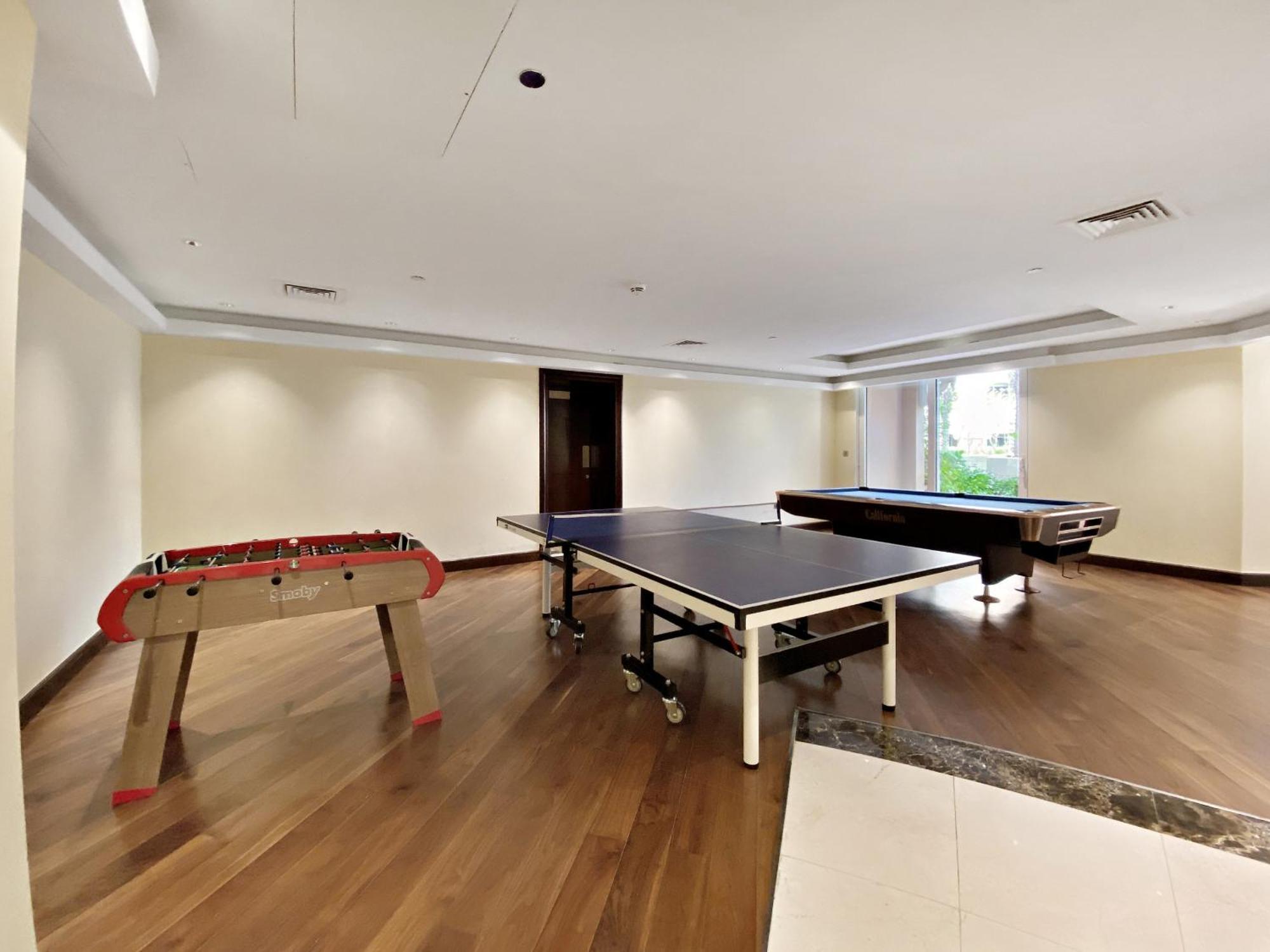 Vayk - Luxurious 1 Bedroom With Private Beach Access In Palm Jumeirah Apartment