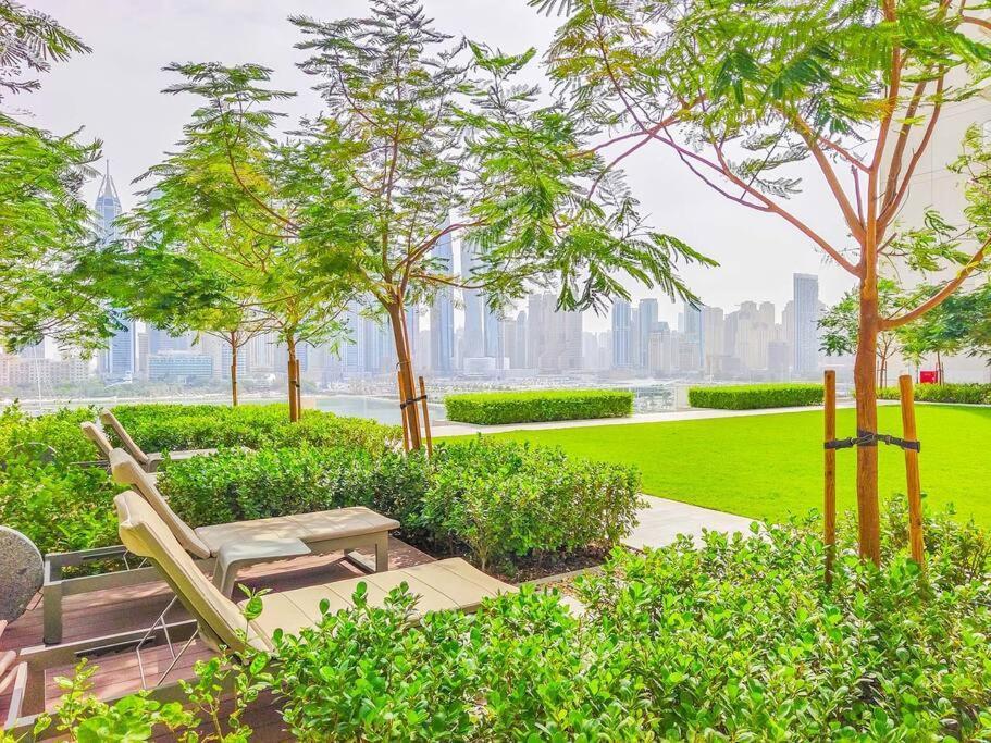 Coastal Luxury 4br With Marina Skyline View Apartment Dubai