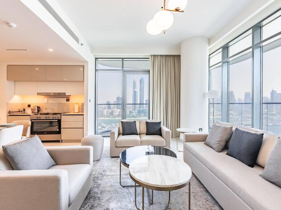 Coastal Luxury 4br With Marina Skyline View Apartment Dubai