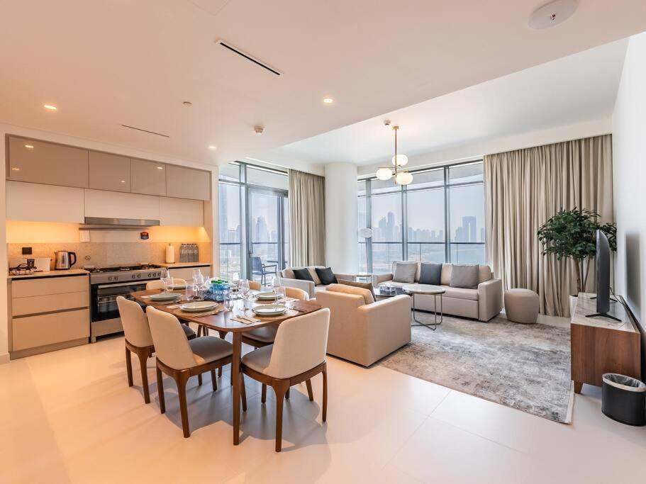 Coastal Luxury 4br With Marina Skyline View * Dubai