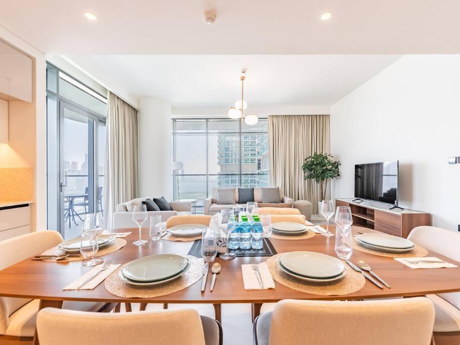 Coastal Luxury 4br With Marina Skyline View * Dubai