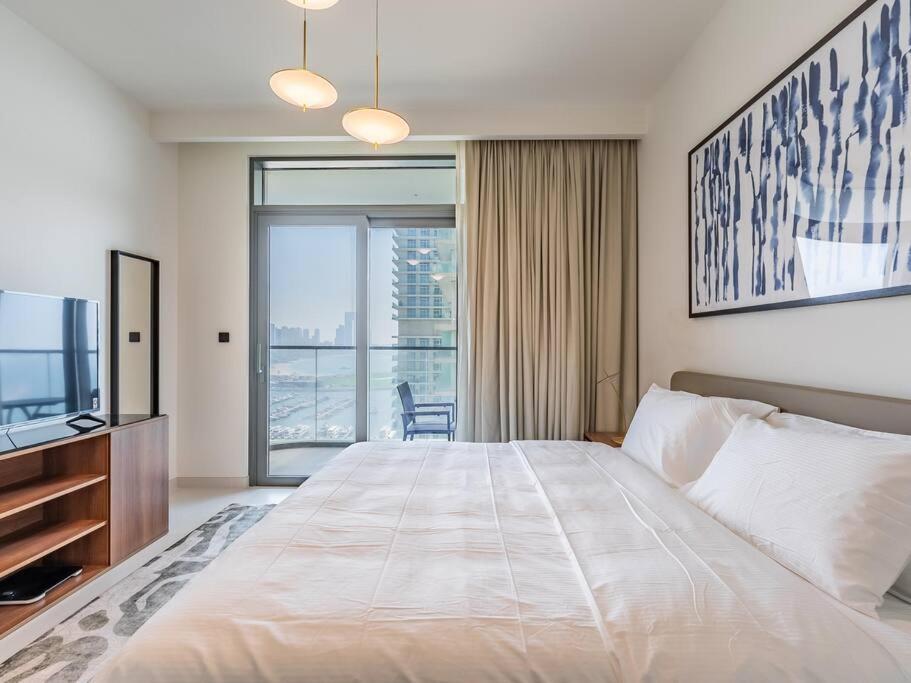 Apartment Coastal Luxury 4br With Marina Skyline View *
