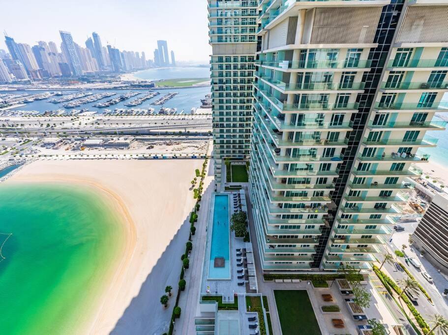 Coastal Luxury 4br With Marina Skyline View *