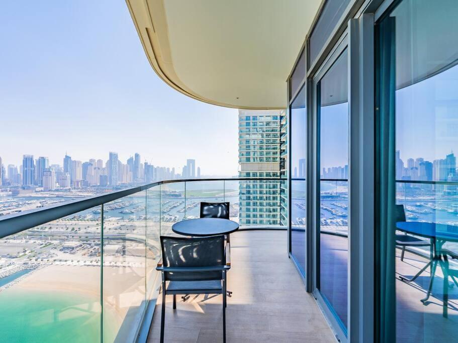 Coastal Luxury 4br With Marina Skyline View
