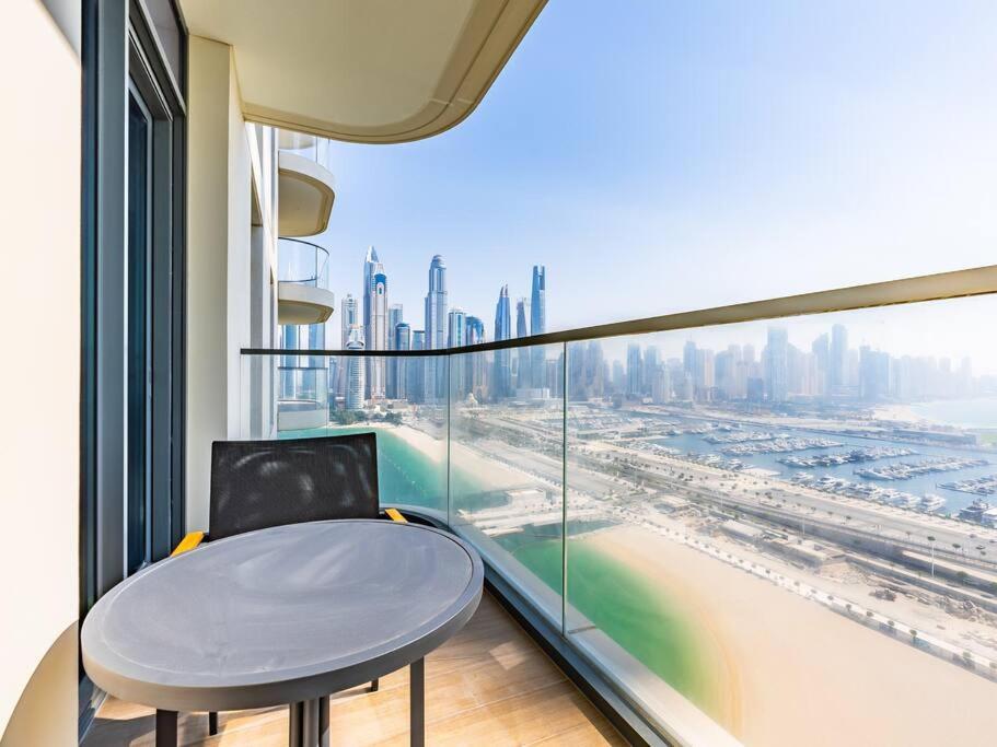 Coastal Luxury 4br With Marina Skyline View *