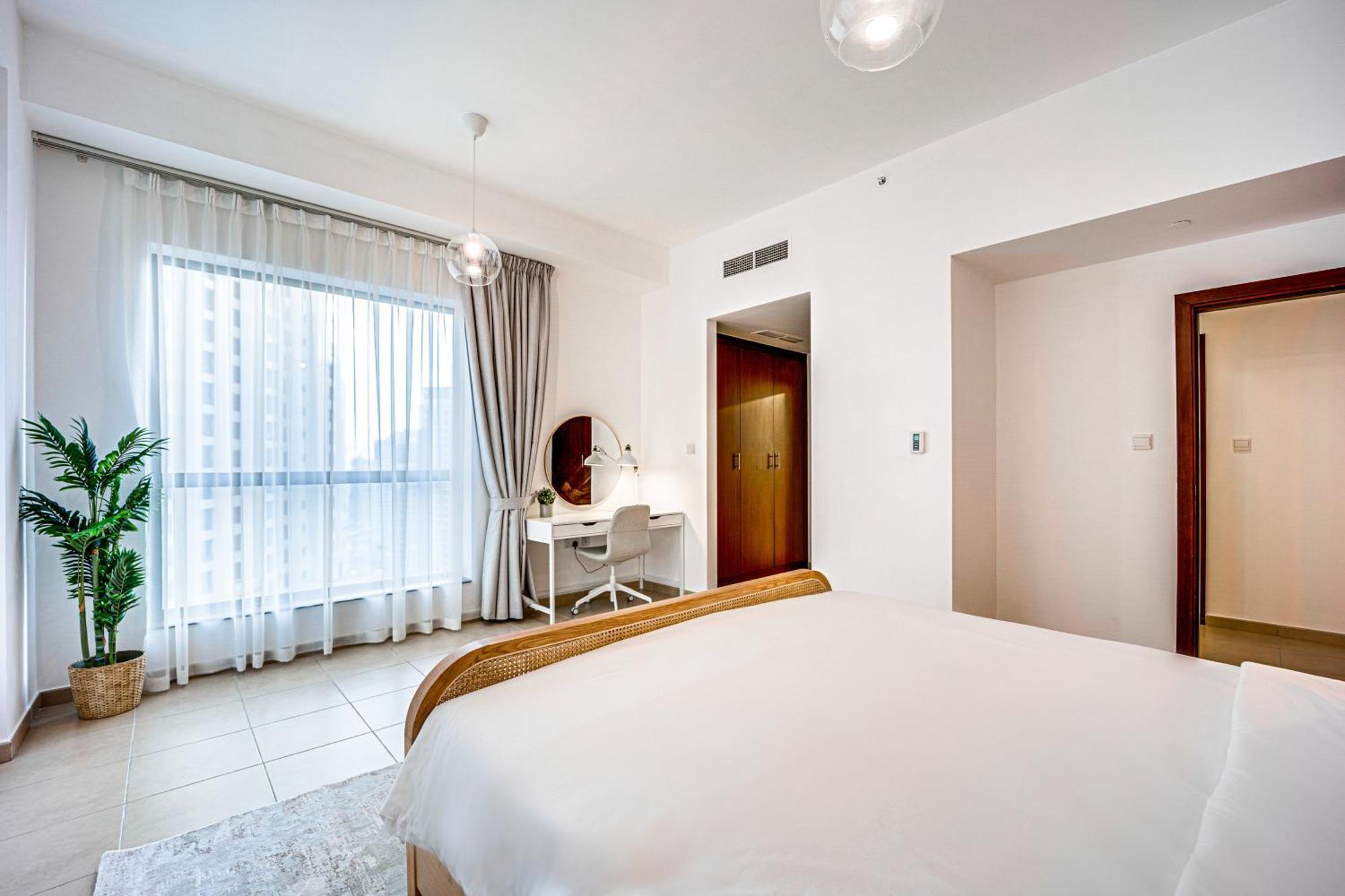 Apartment Bright In Jbr Few Steps From The Beach Dubai