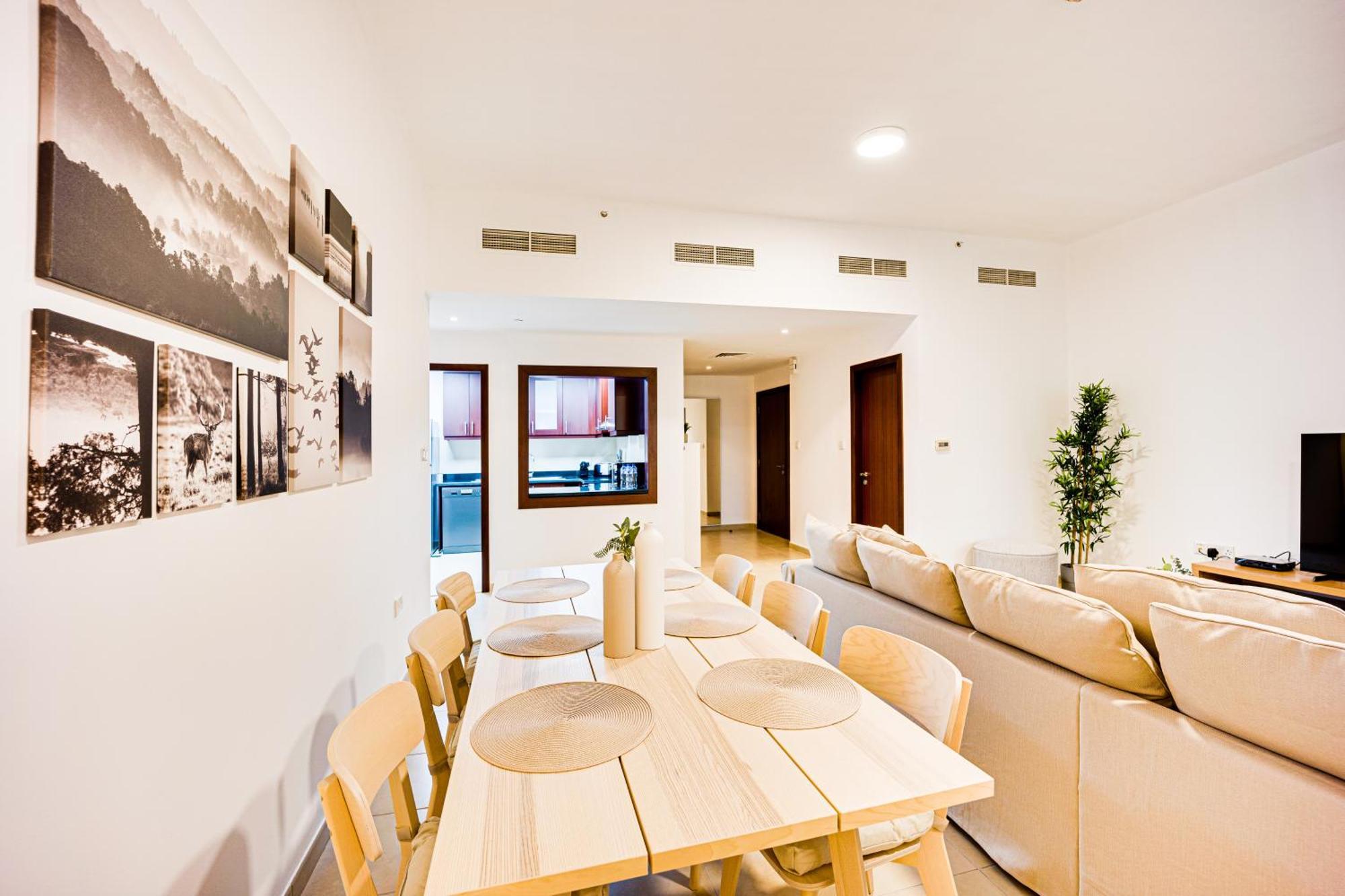 Bright In Jbr Few Steps From The Beach Dubai