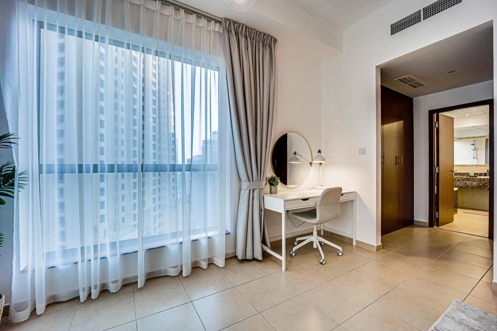 Bright In Jbr Few Steps From The Beach Apartment Dubai