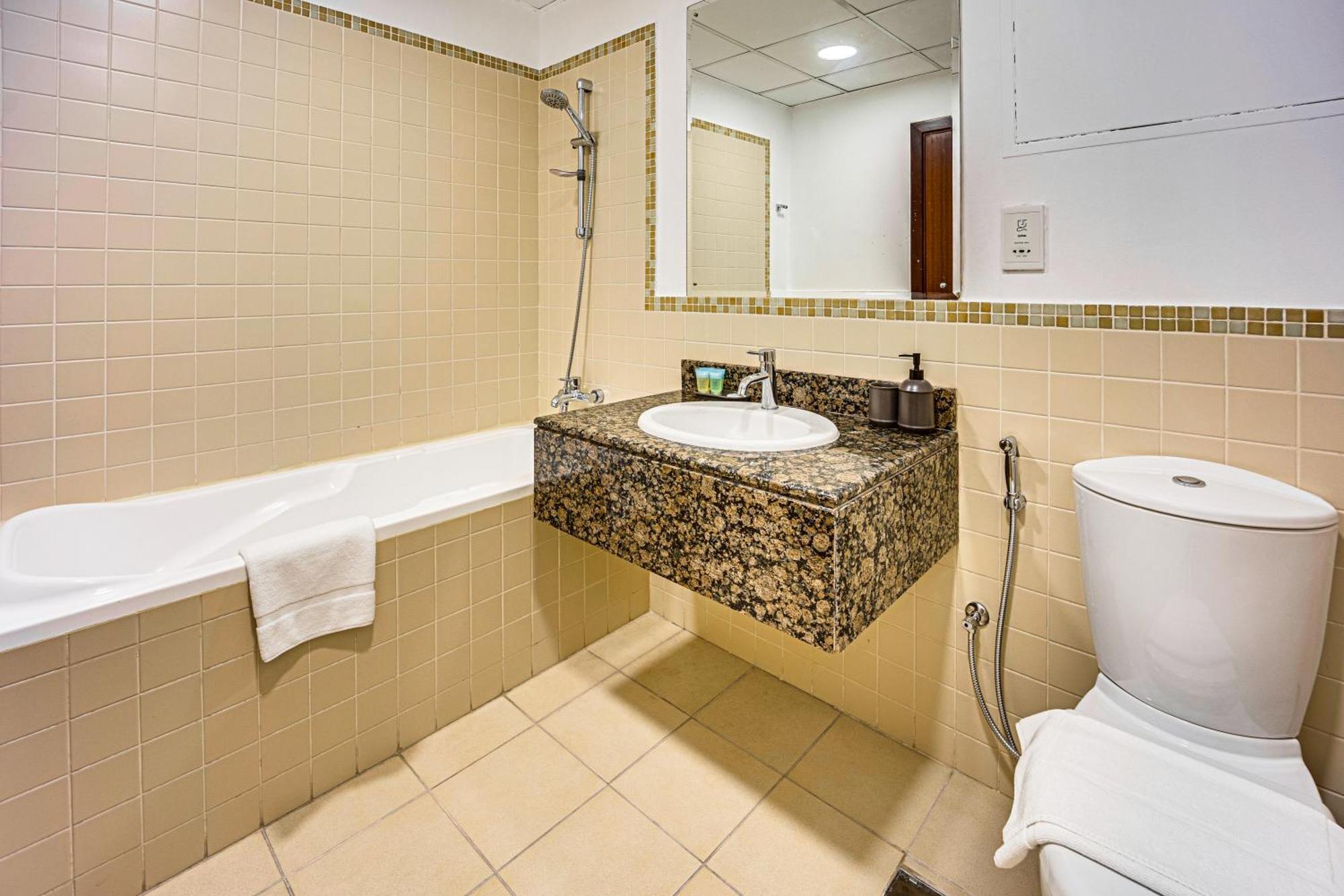 Bright In Jbr Few Steps From The Beach Apartment Dubai