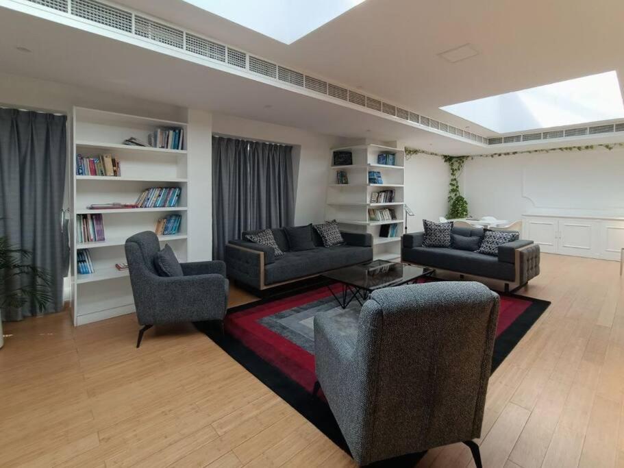 Apartment Elegance Vincetor Palecio
