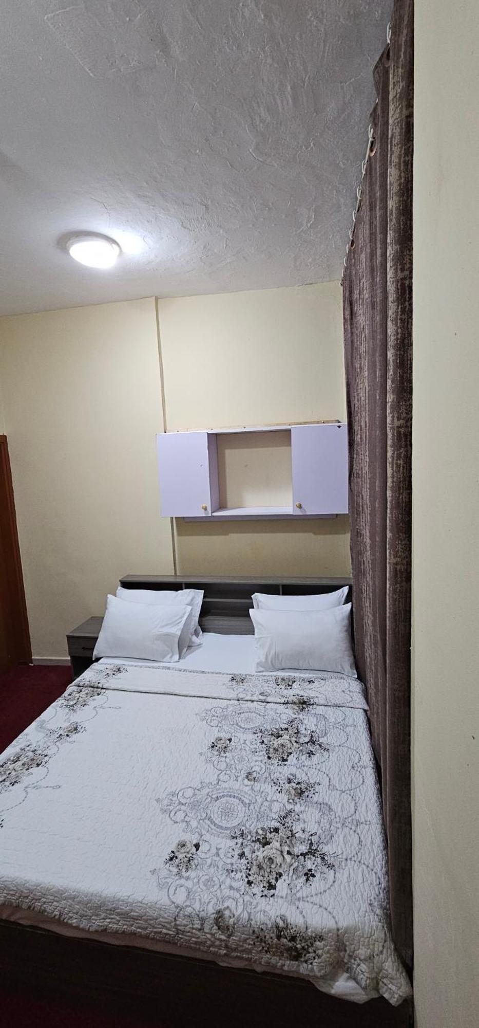 Benitah Partitions And Family Homestay